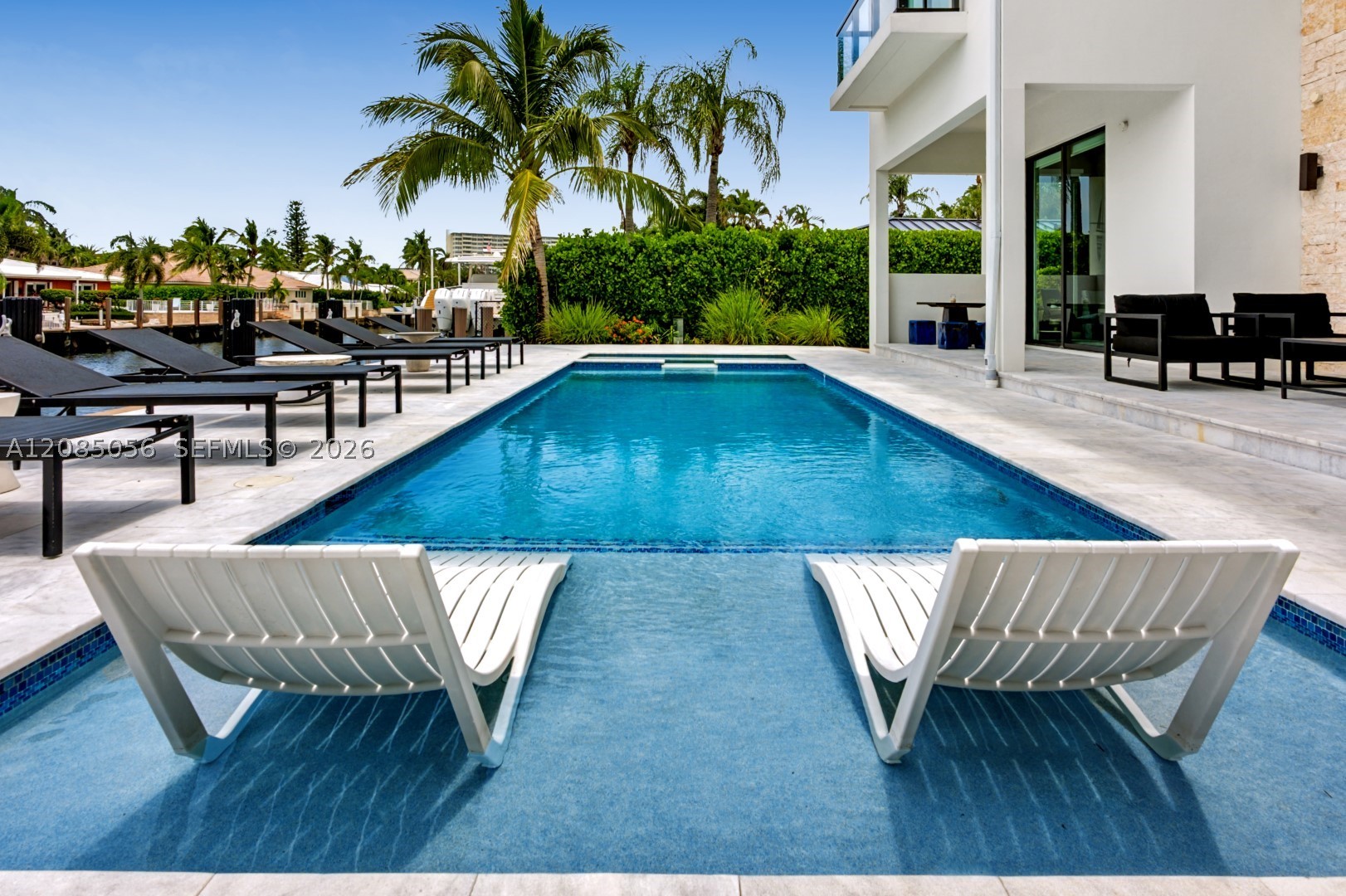 2817 NE 35th St, Fort Lauderdale FL 33306