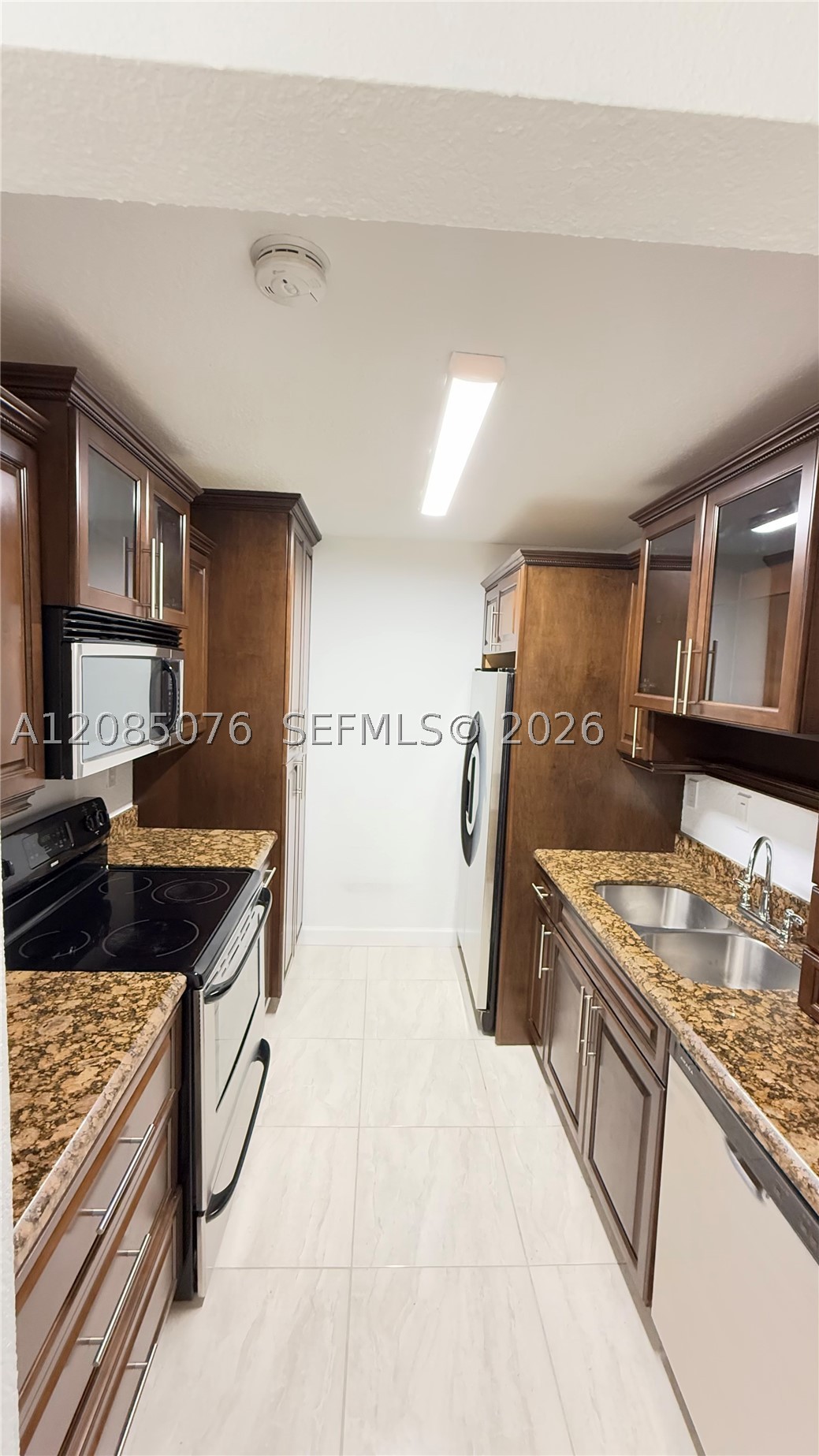 7121 Miami Lakes Dr #Q8, Miami Lakes FL 33014