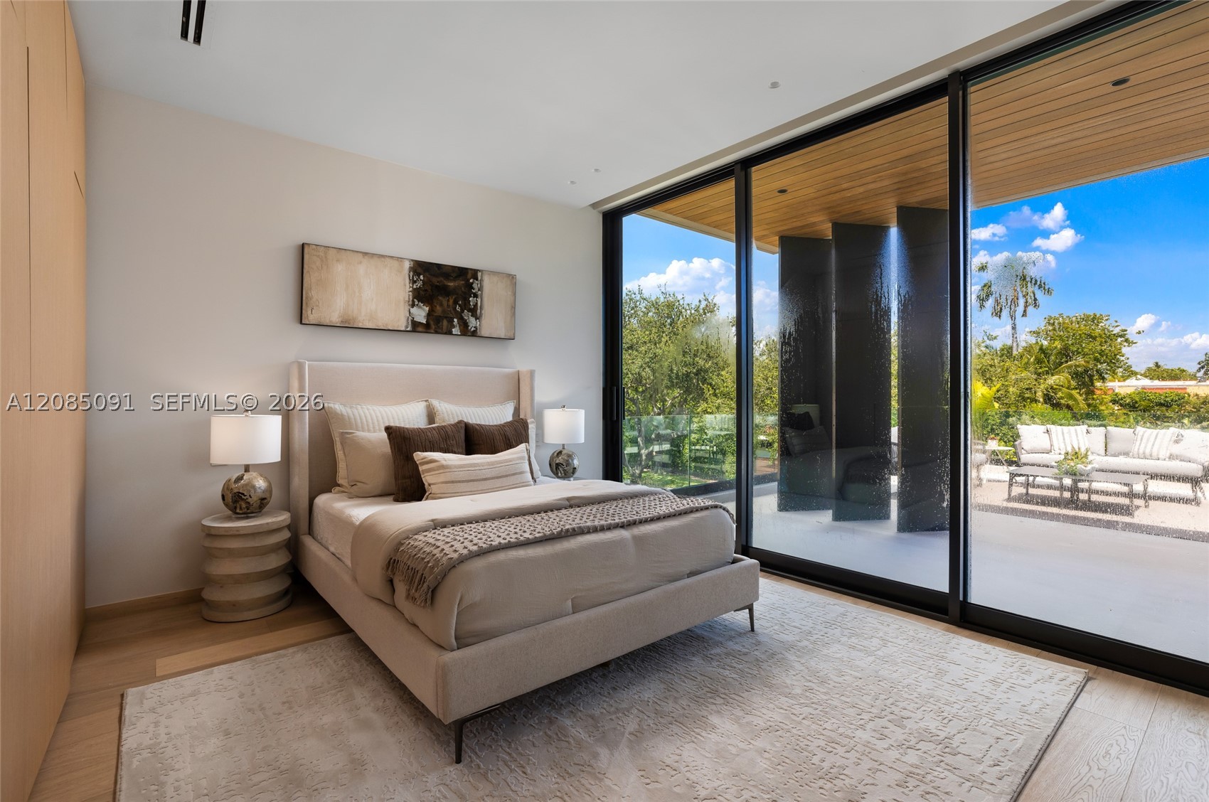 4940 Cherokee Ave, Miami Beach FL 33140