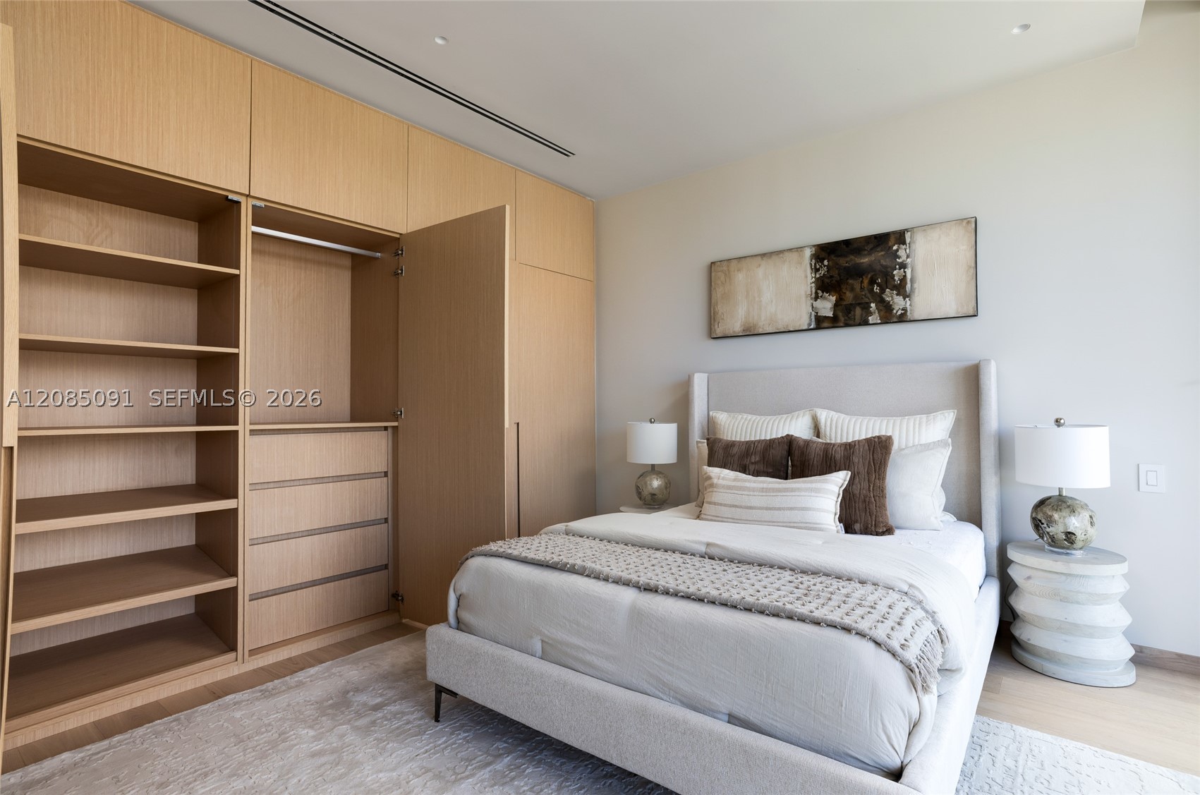 4940 Cherokee Ave, Miami Beach FL 33140
