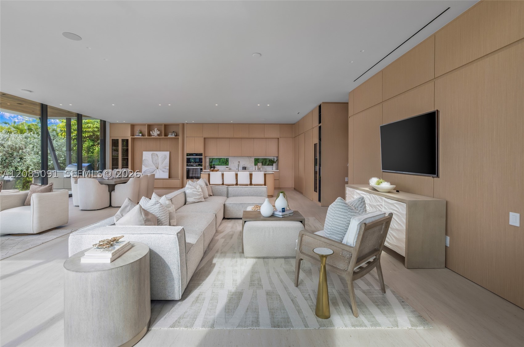 4940 Cherokee Ave, Miami Beach FL 33140