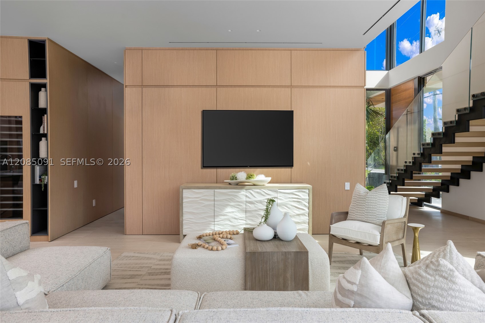 4940 Cherokee Ave, Miami Beach FL 33140