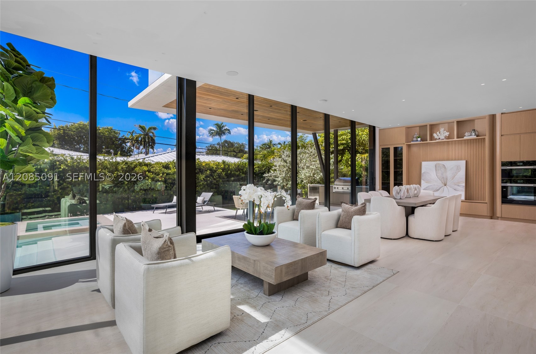 4940 Cherokee Ave, Miami Beach FL 33140