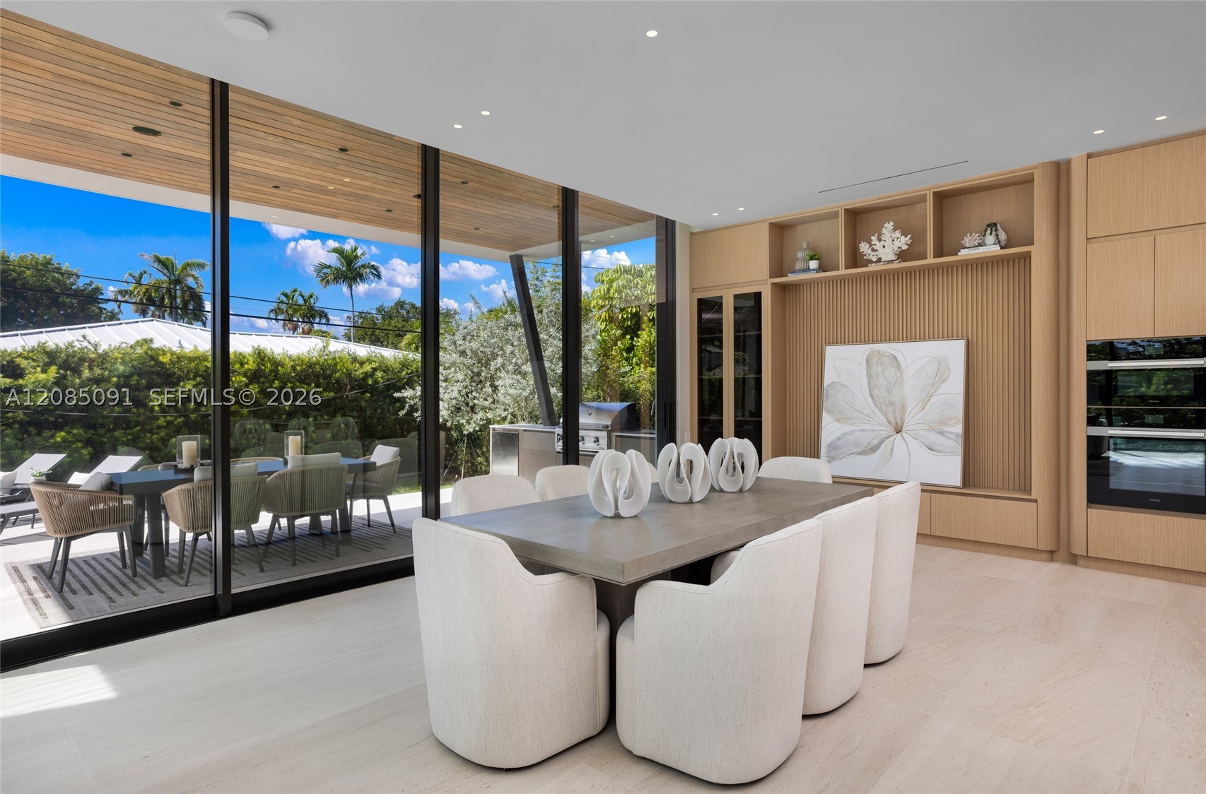 4940 Cherokee Ave, Miami Beach FL 33140