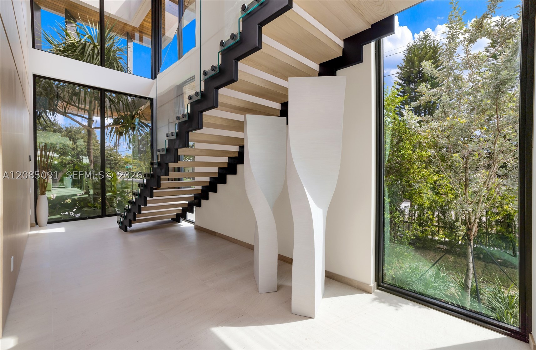 4940 Cherokee Ave, Miami Beach FL 33140