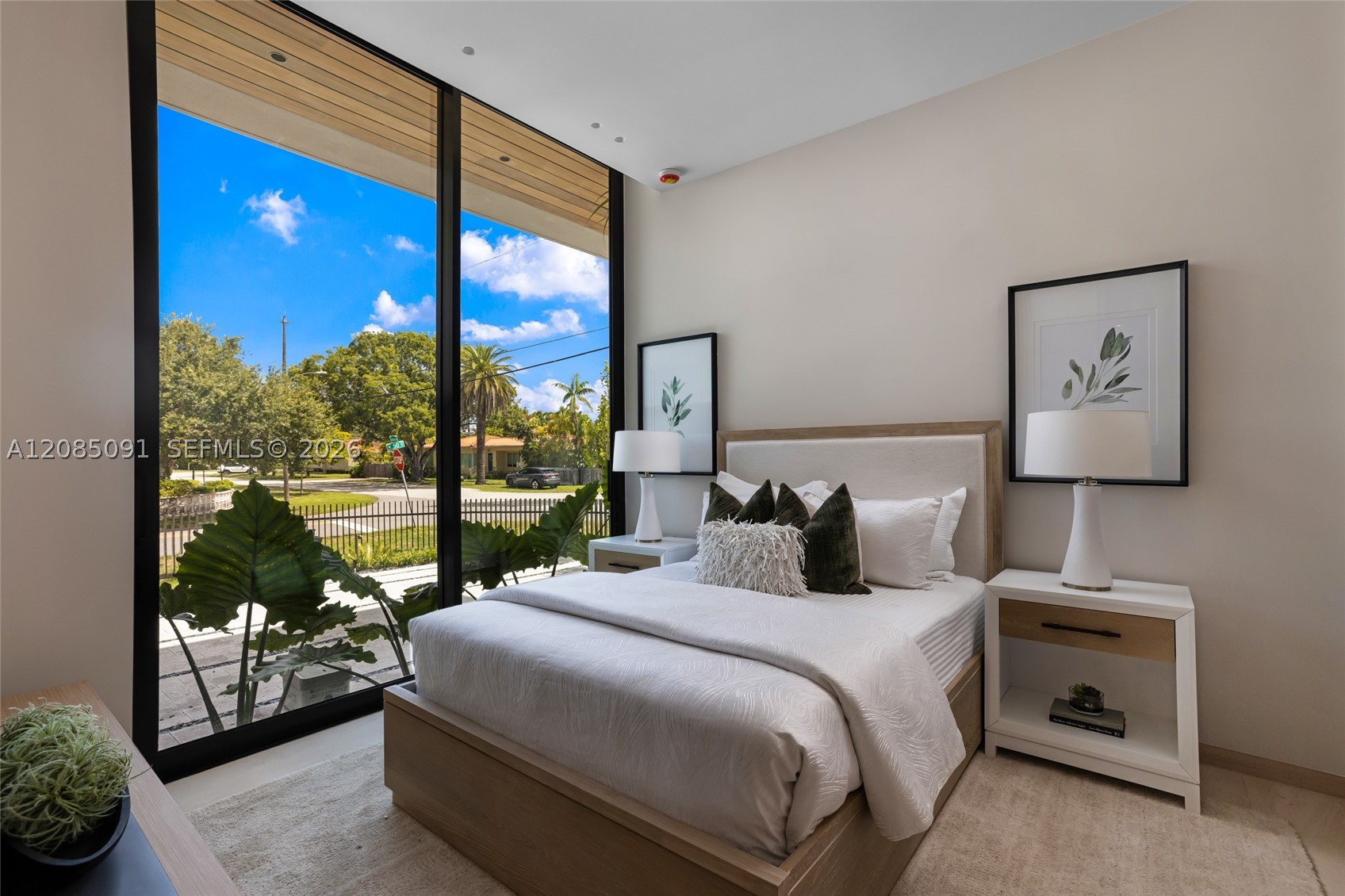 4940 Cherokee Ave, Miami Beach FL 33140