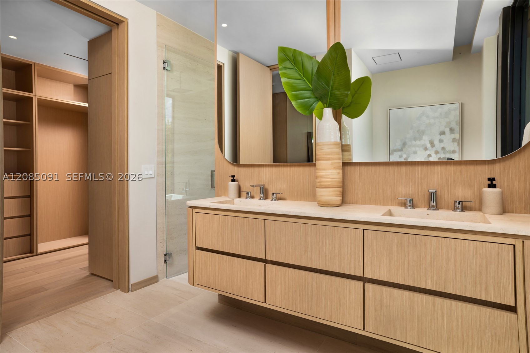 4940 Cherokee Ave, Miami Beach FL 33140