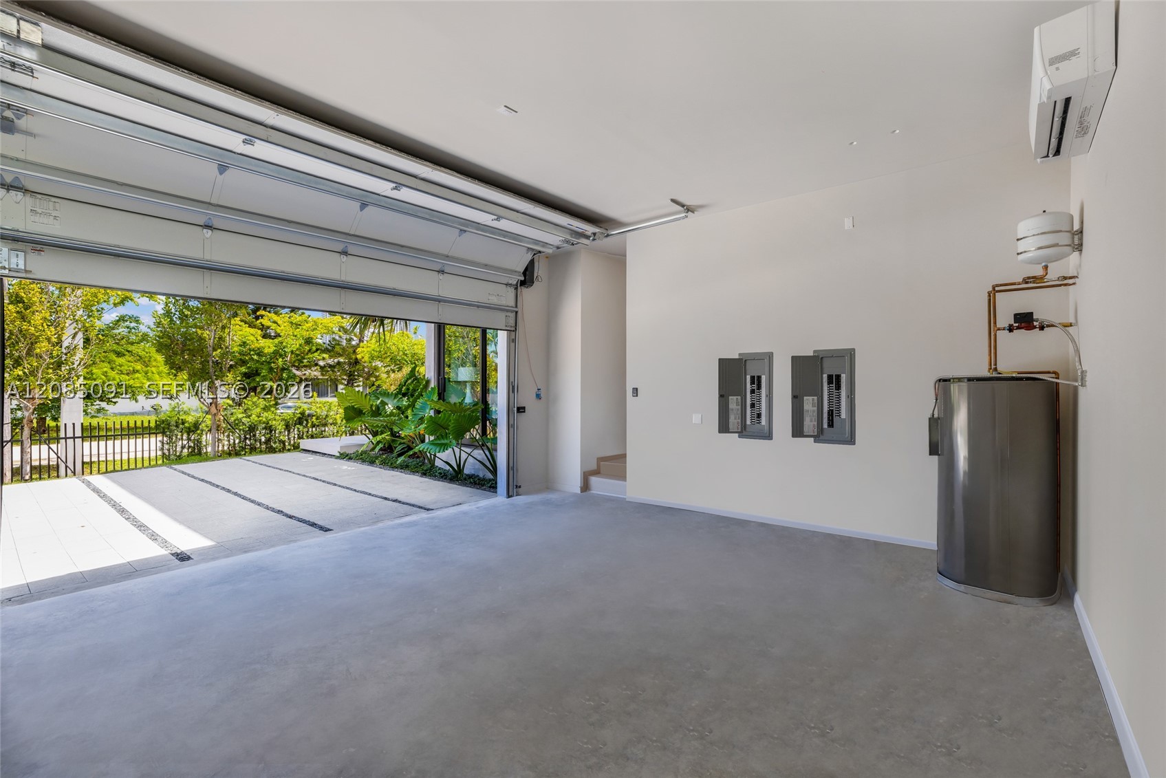 4940 Cherokee Ave, Miami Beach FL 33140