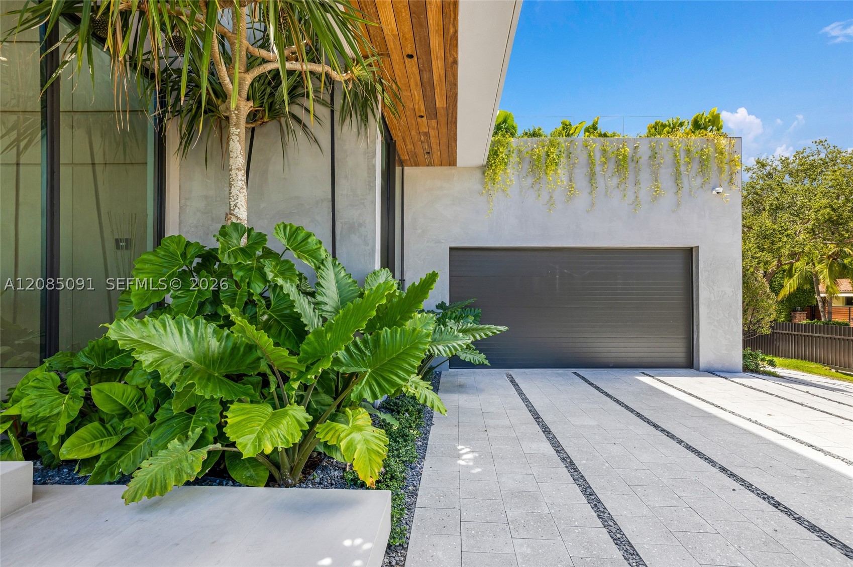 4940 Cherokee Ave, Miami Beach FL 33140