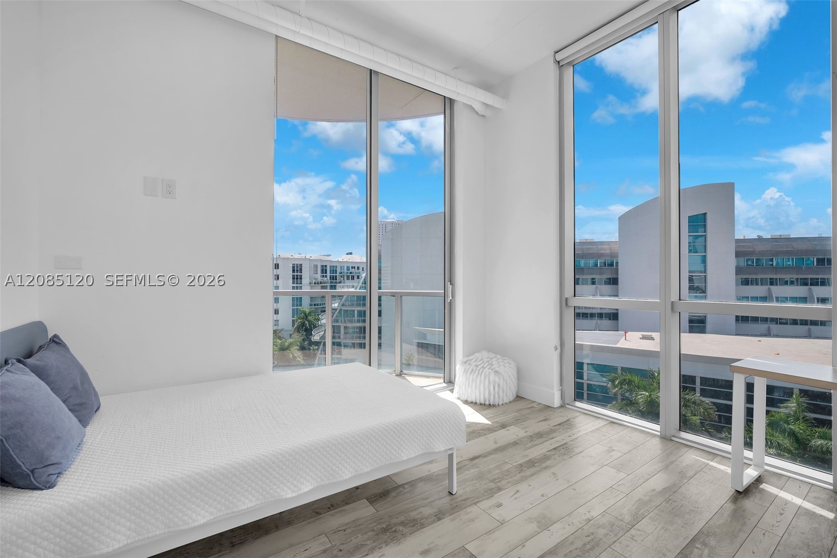 3029 NE 188th St #725, Aventura FL 33180
