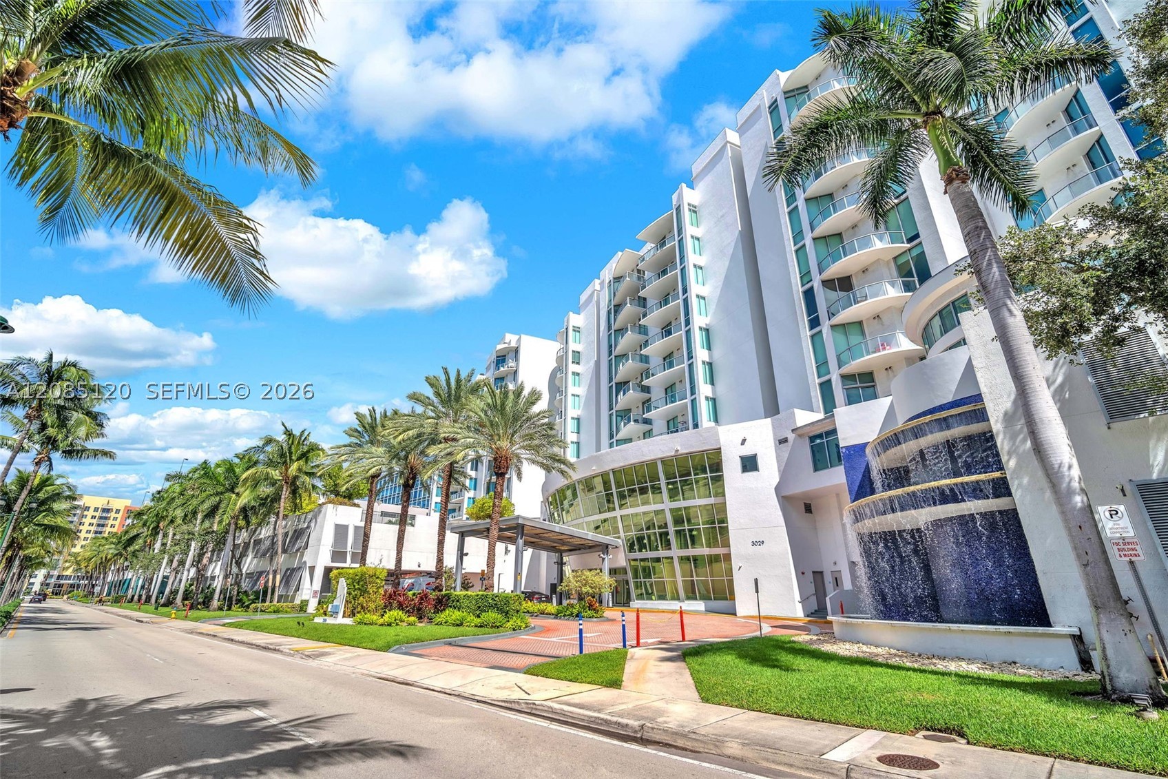 3029 NE 188th St #725, Aventura FL 33180