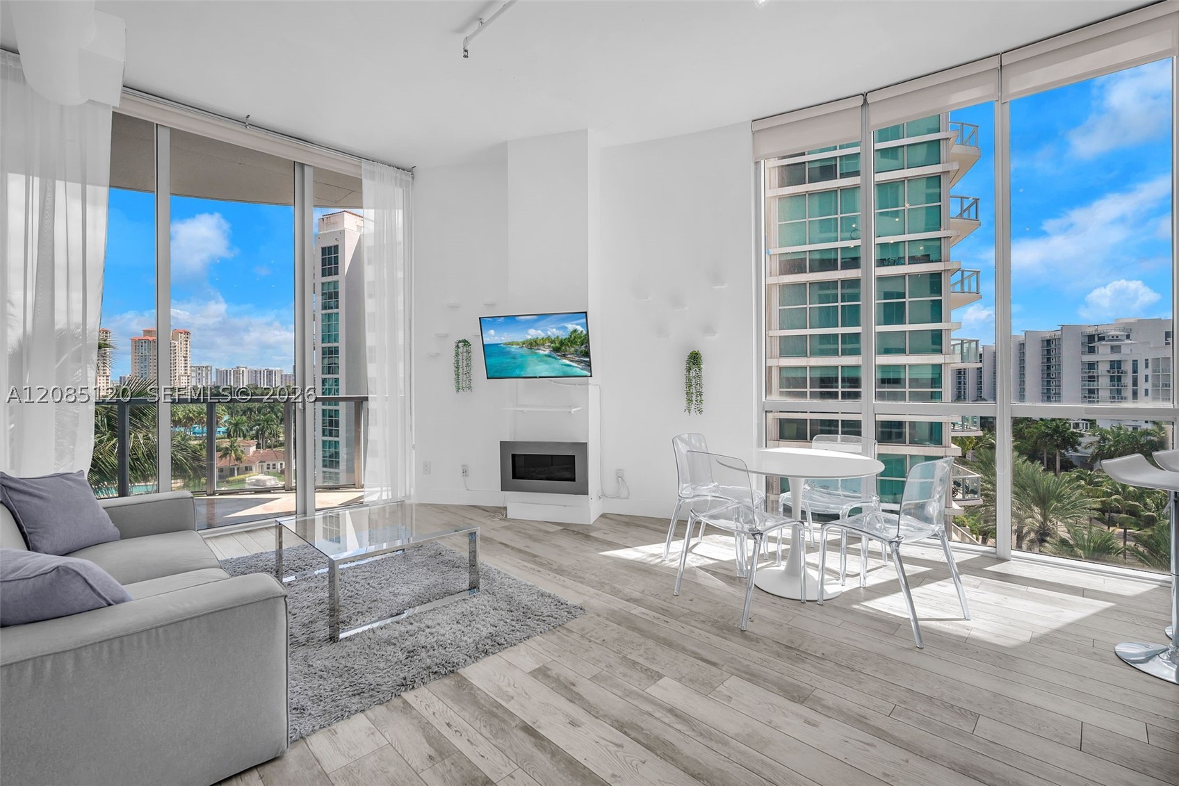 3029 NE 188th St #725, Aventura FL 33180
