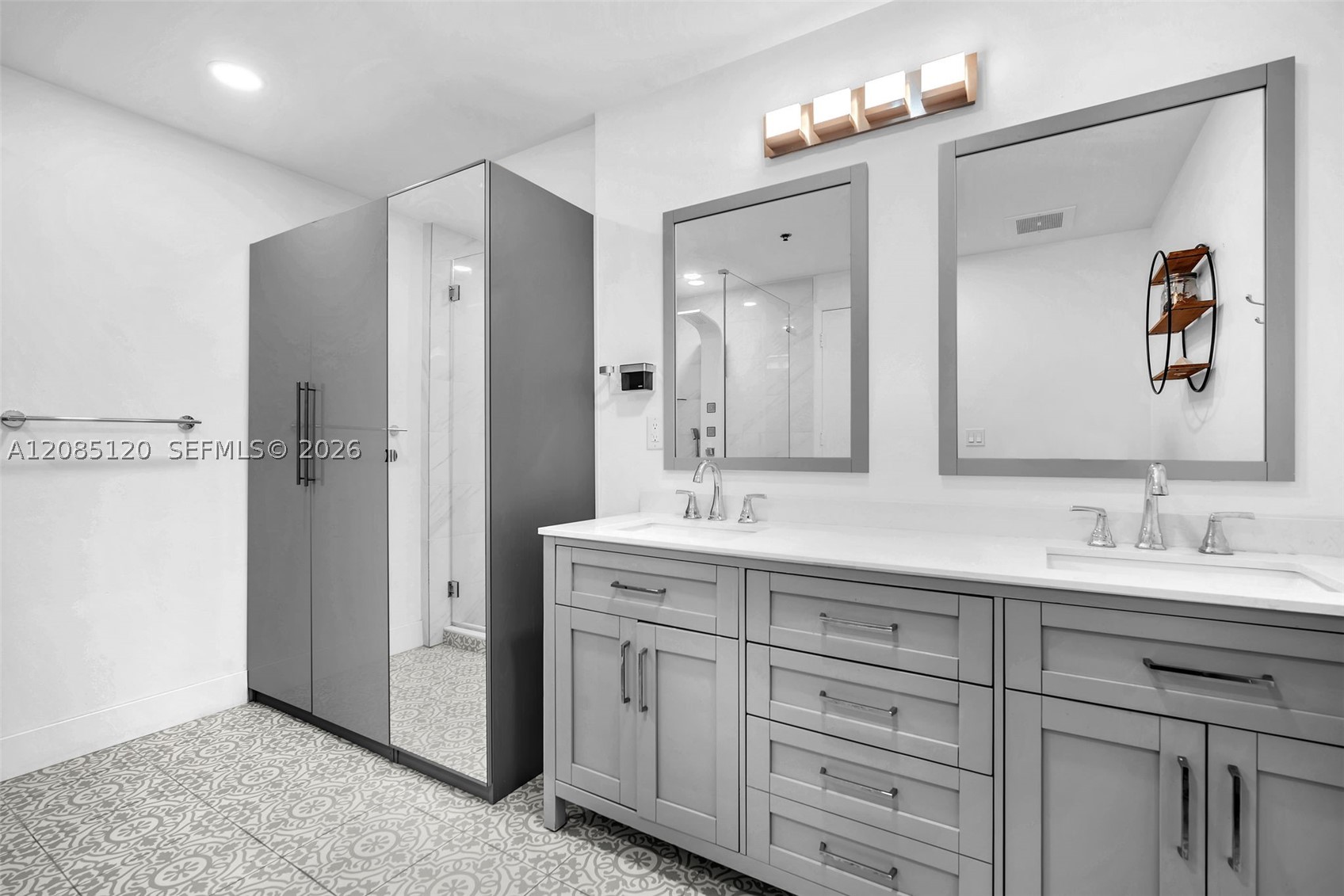3029 NE 188th St #725, Aventura FL 33180