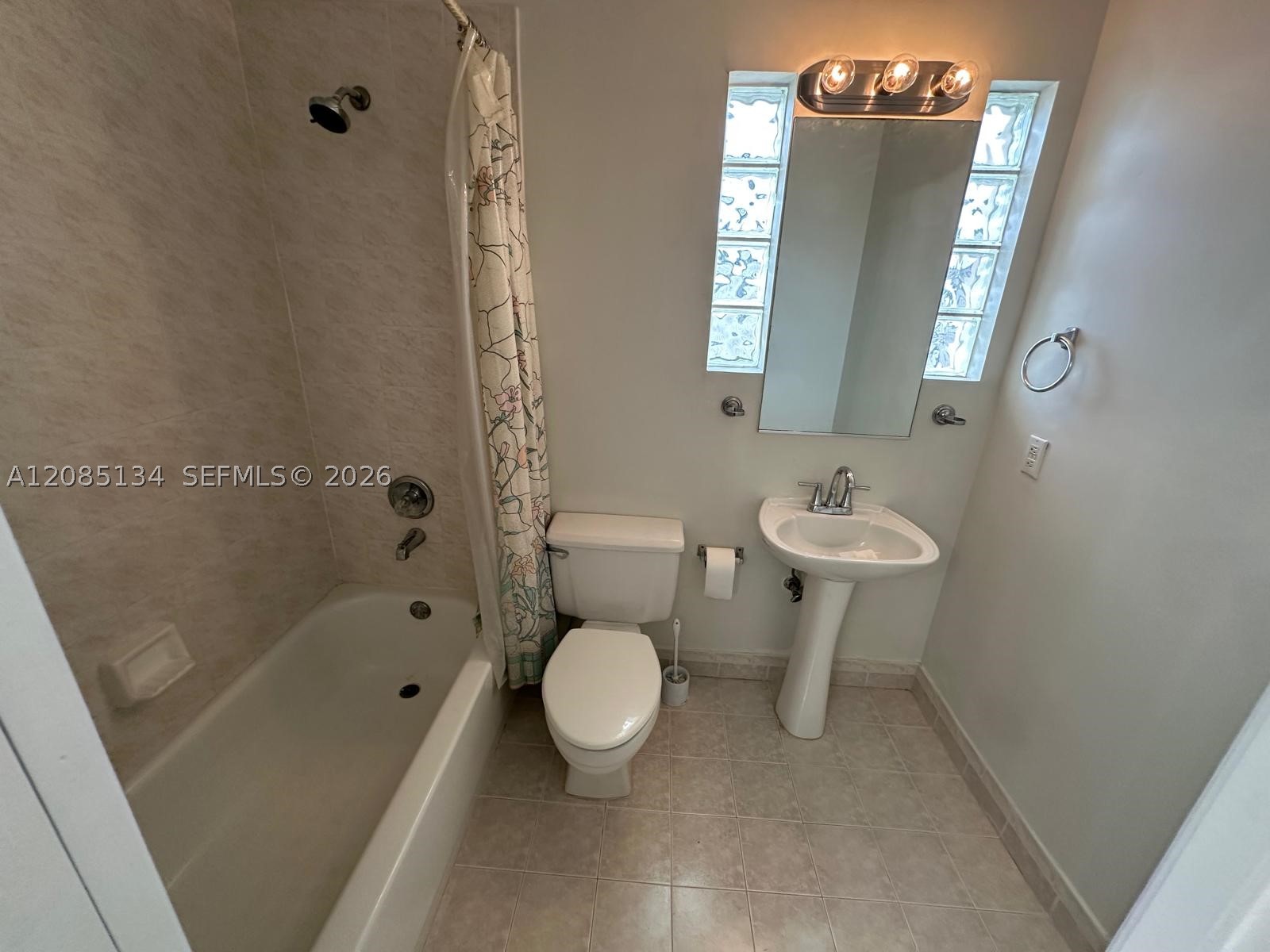 9425 SW 155th Ave, Miami FL 33196