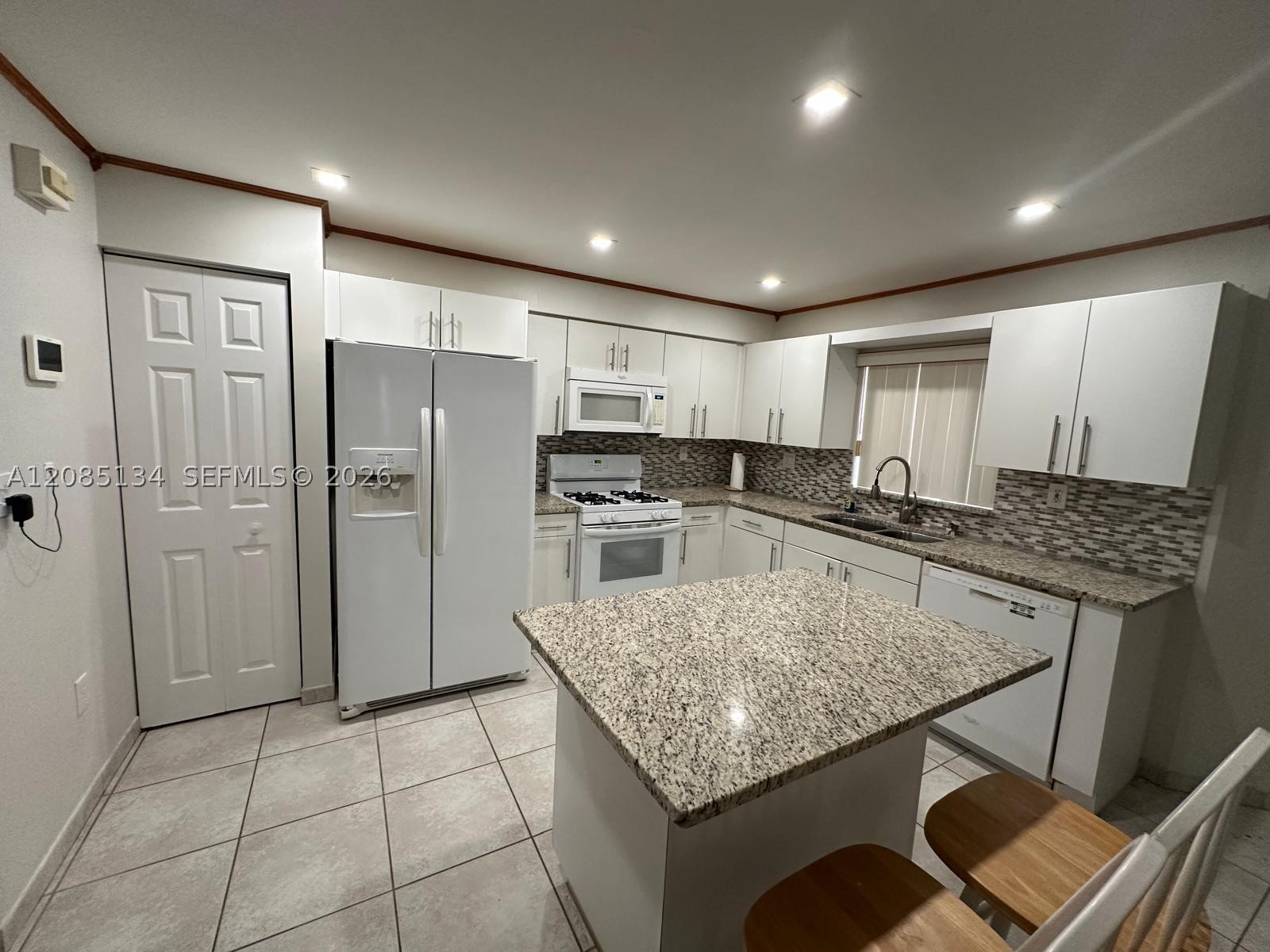 9425 SW 155th Ave, Miami FL 33196