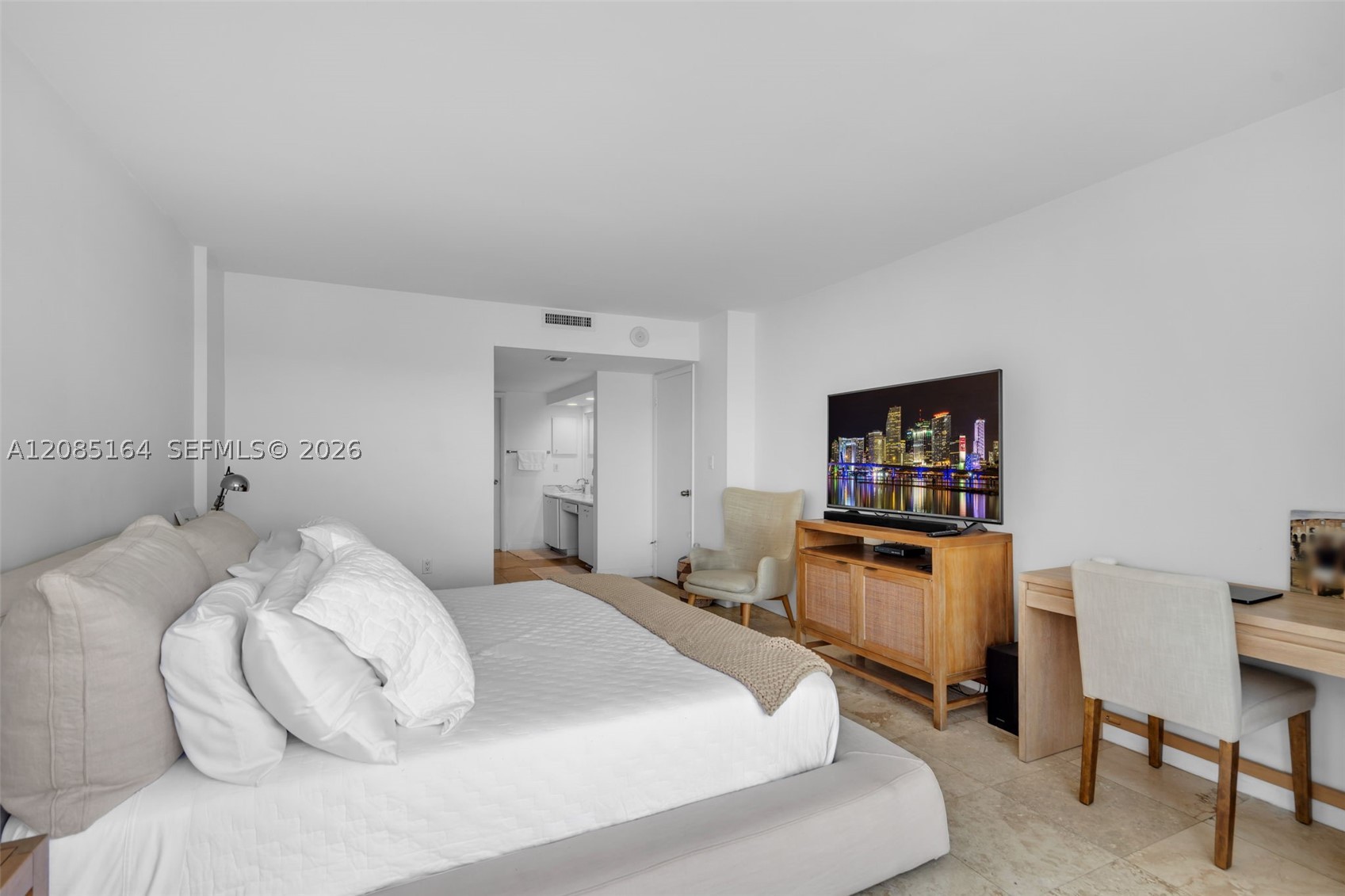199 Ocean Lane Dr #310, Key Biscayne FL 33149