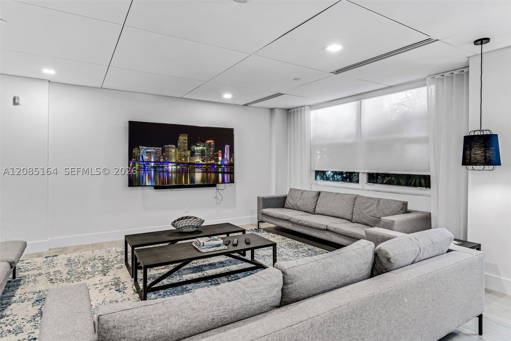 199 Ocean Lane Dr #310, Key Biscayne FL 33149