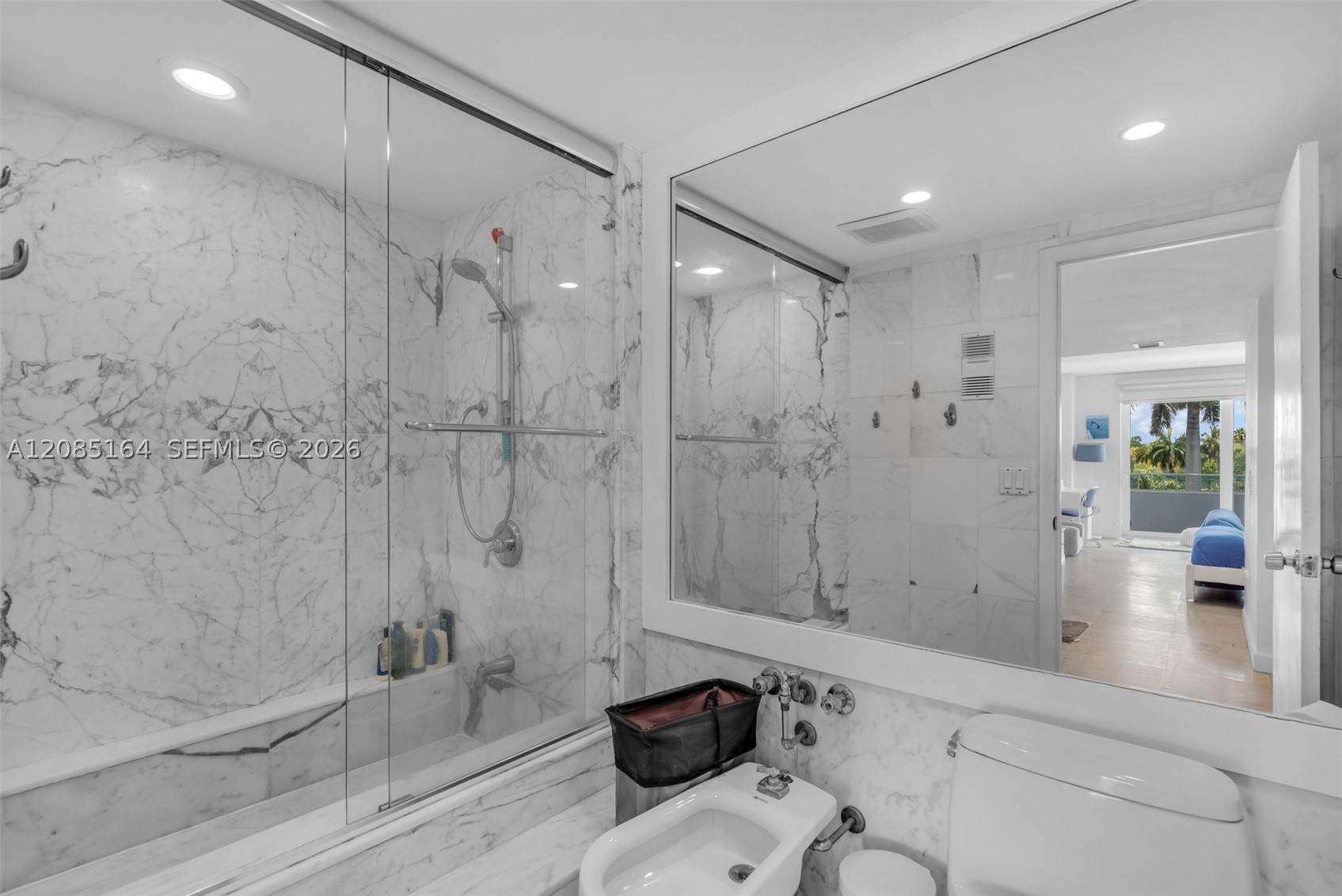 199 Ocean Lane Dr #310, Key Biscayne FL 33149