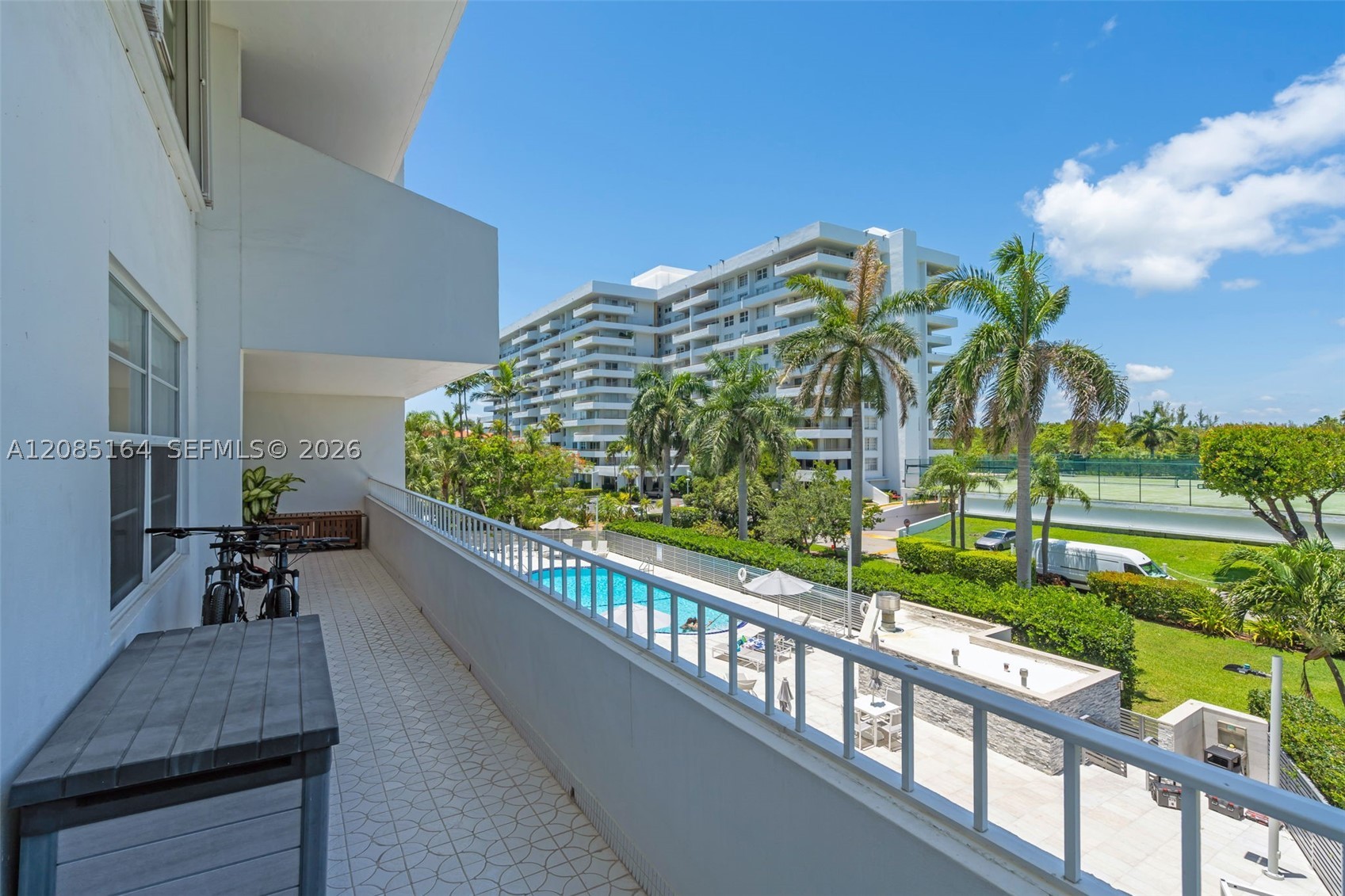 199 Ocean Lane Dr #310, Key Biscayne FL 33149