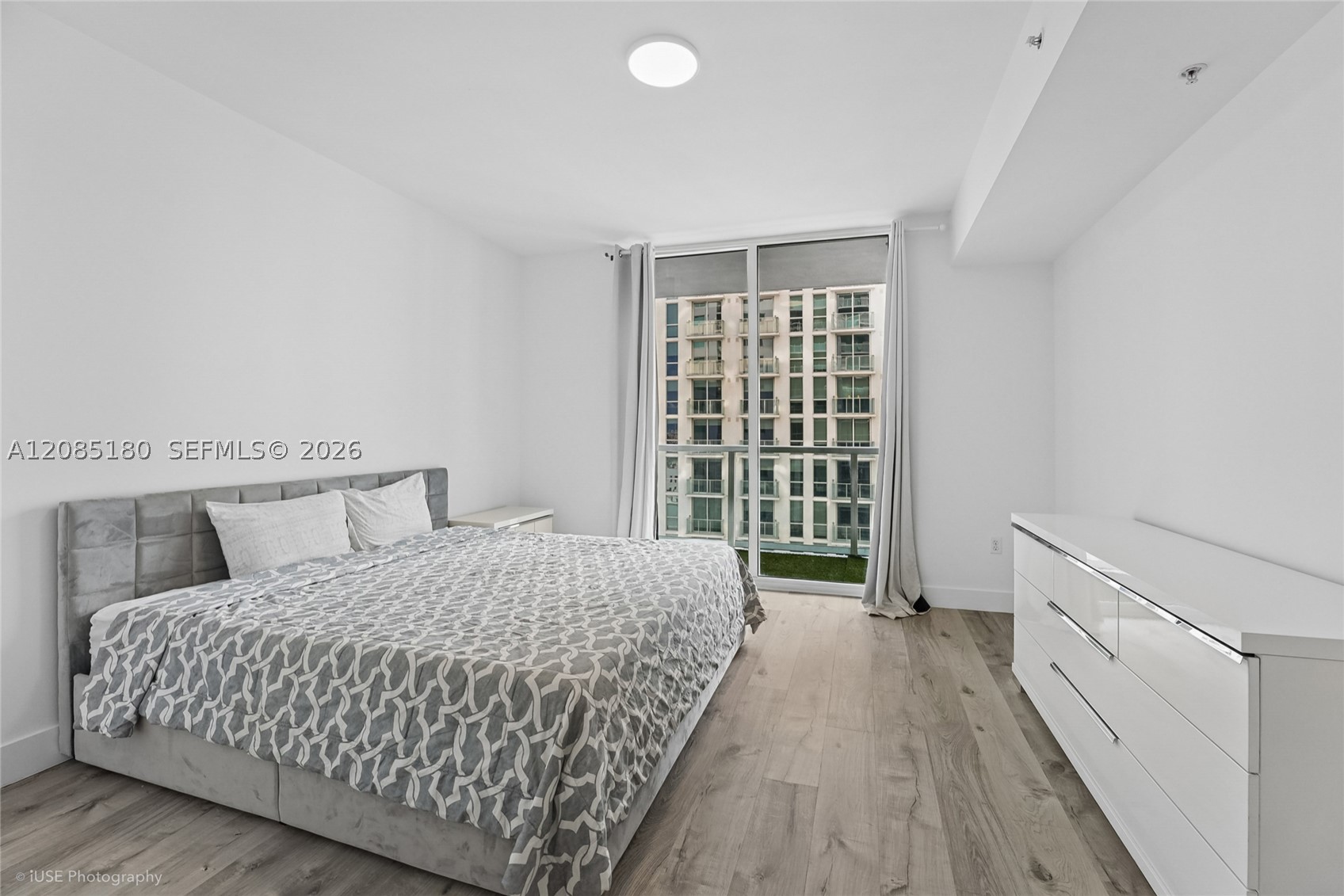 253 NE 2nd St #2104, Miami FL 33132