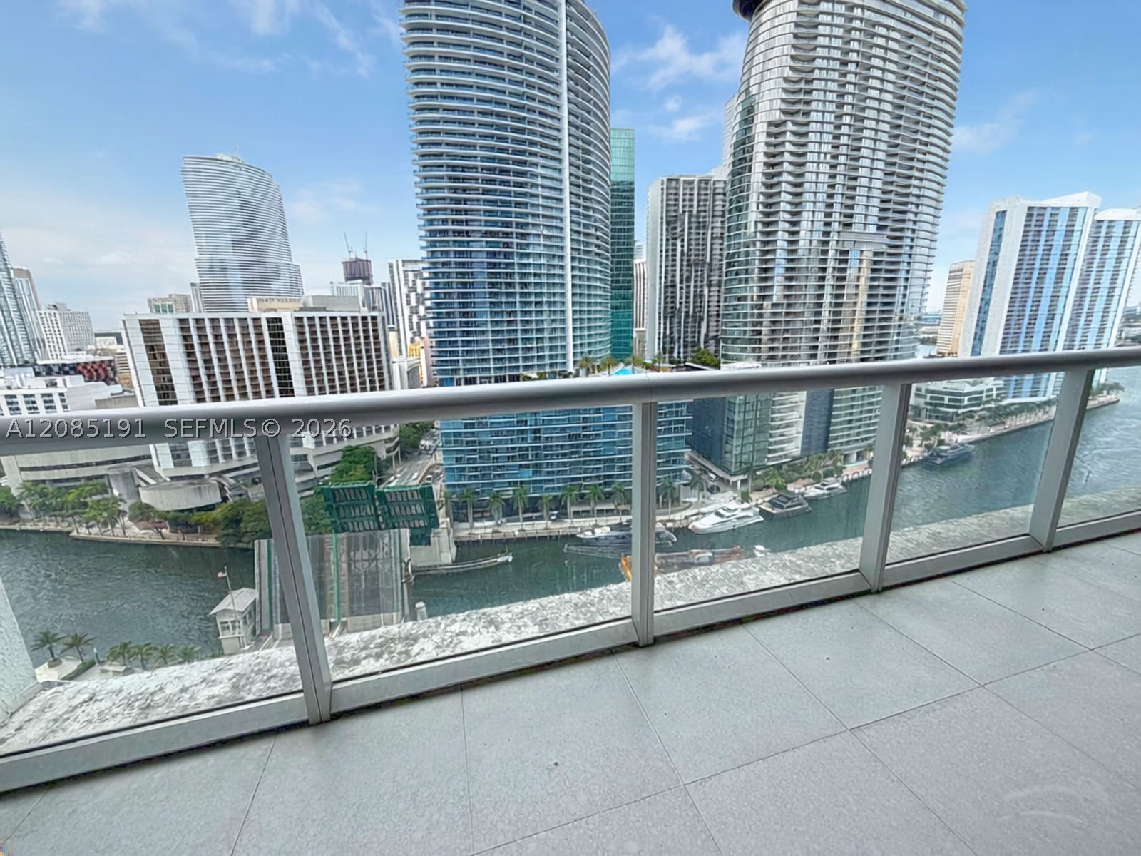 485 Brickell Ave #2303, Miami FL 33131