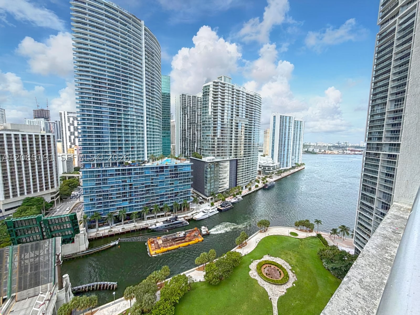 485 Brickell Ave #2303, Miami FL 33131