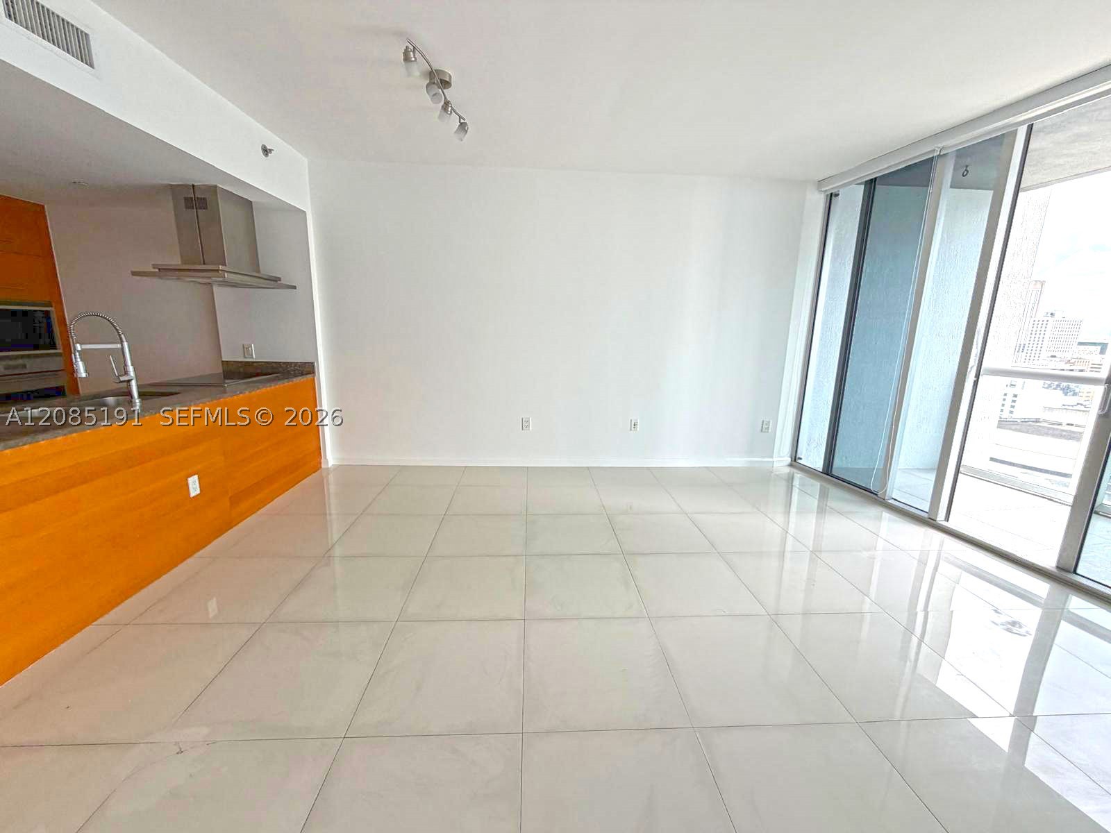 485 Brickell Ave #2303, Miami FL 33131