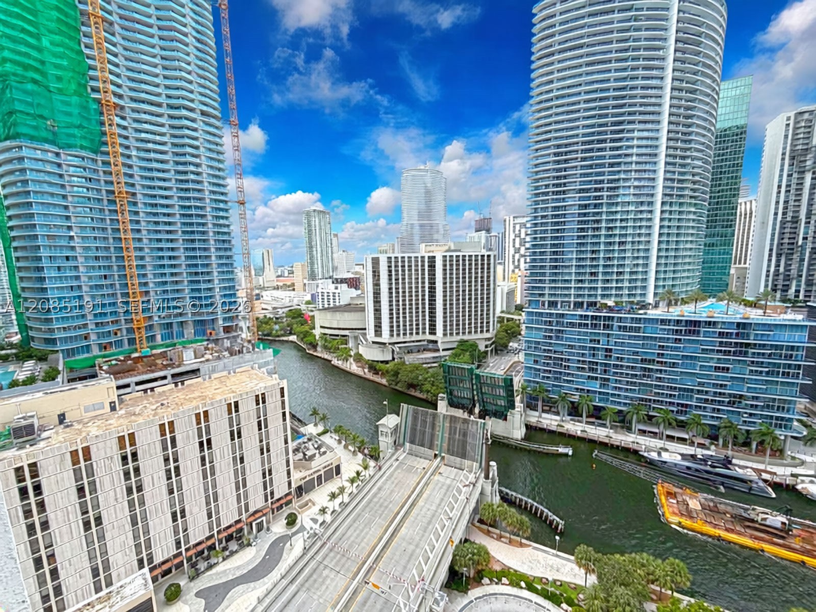 485 Brickell Ave #2303, Miami FL 33131