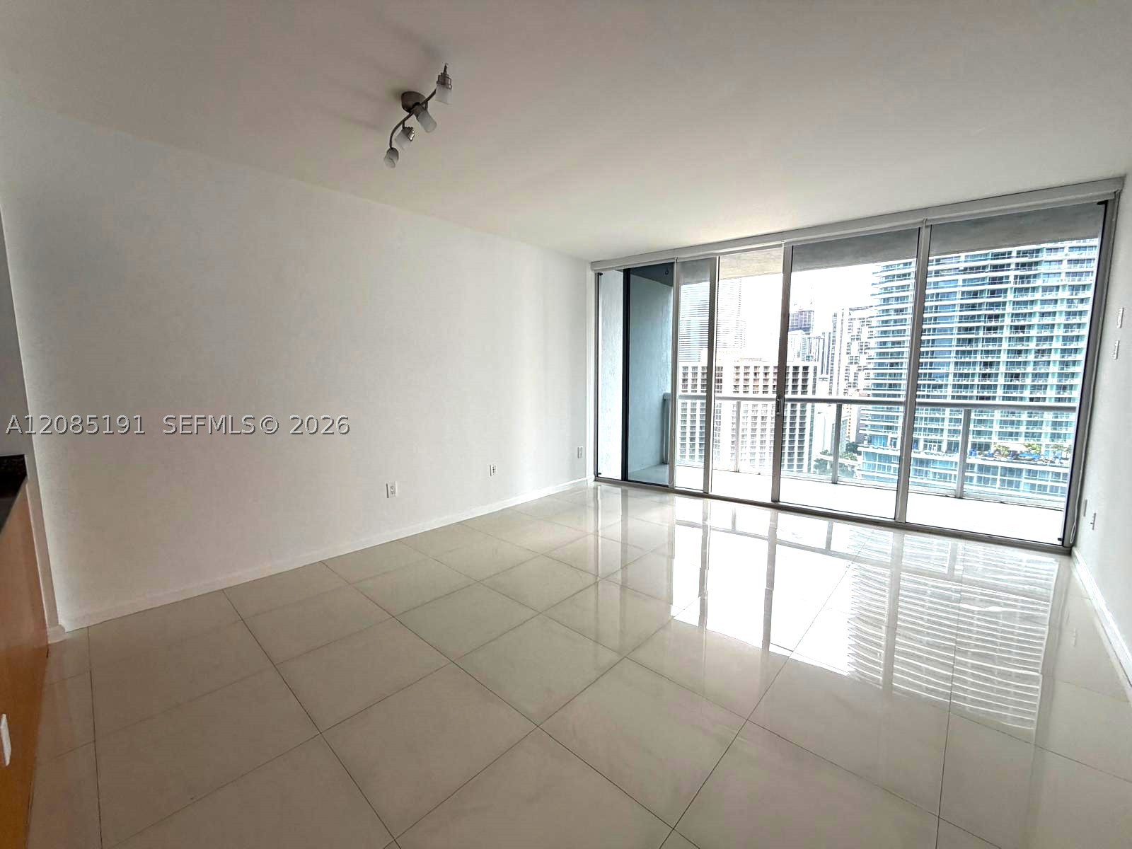 485 Brickell Ave #2303, Miami FL 33131