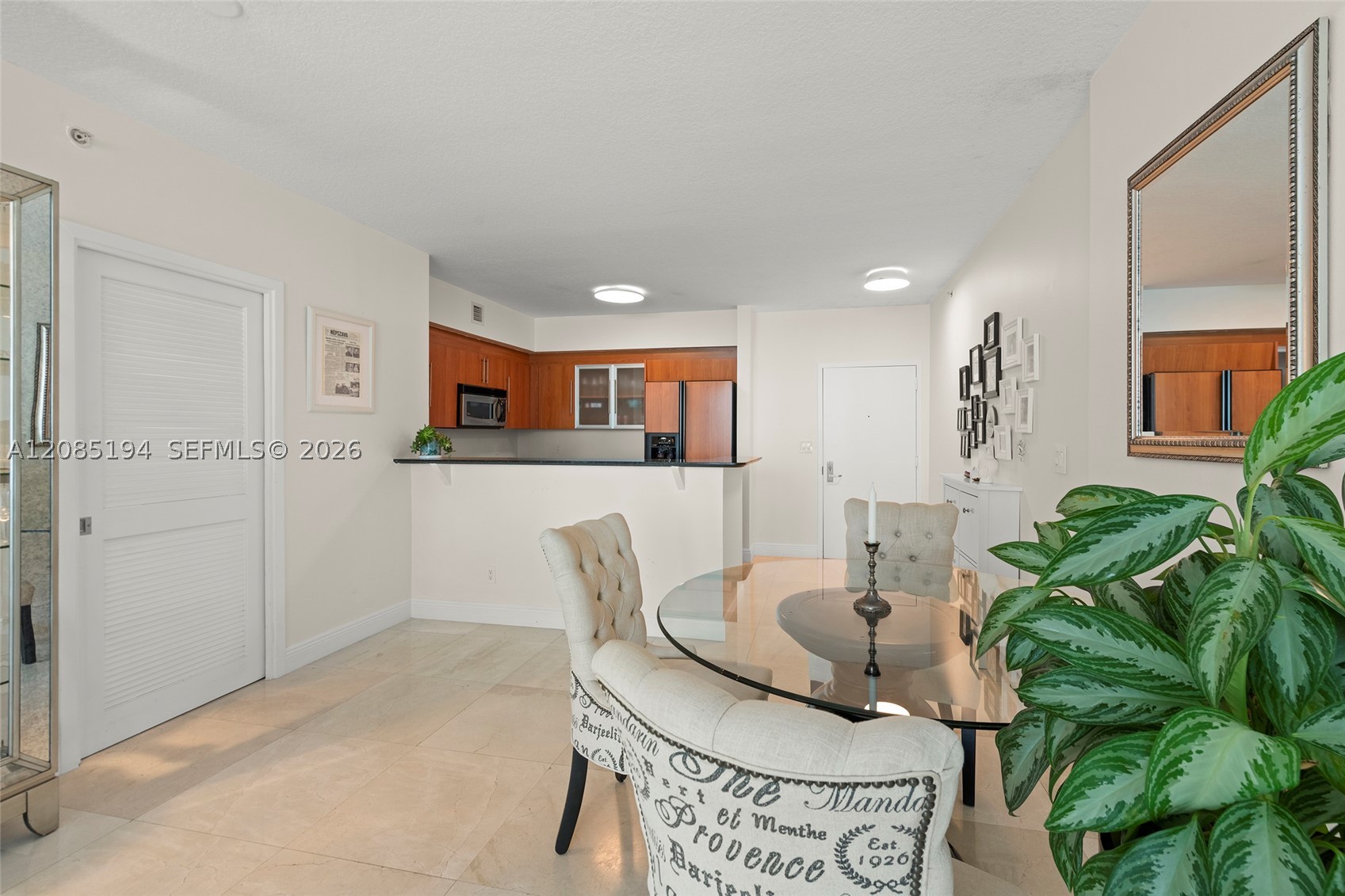 335 S Biscayne Blvd #1801, Miami FL 33131