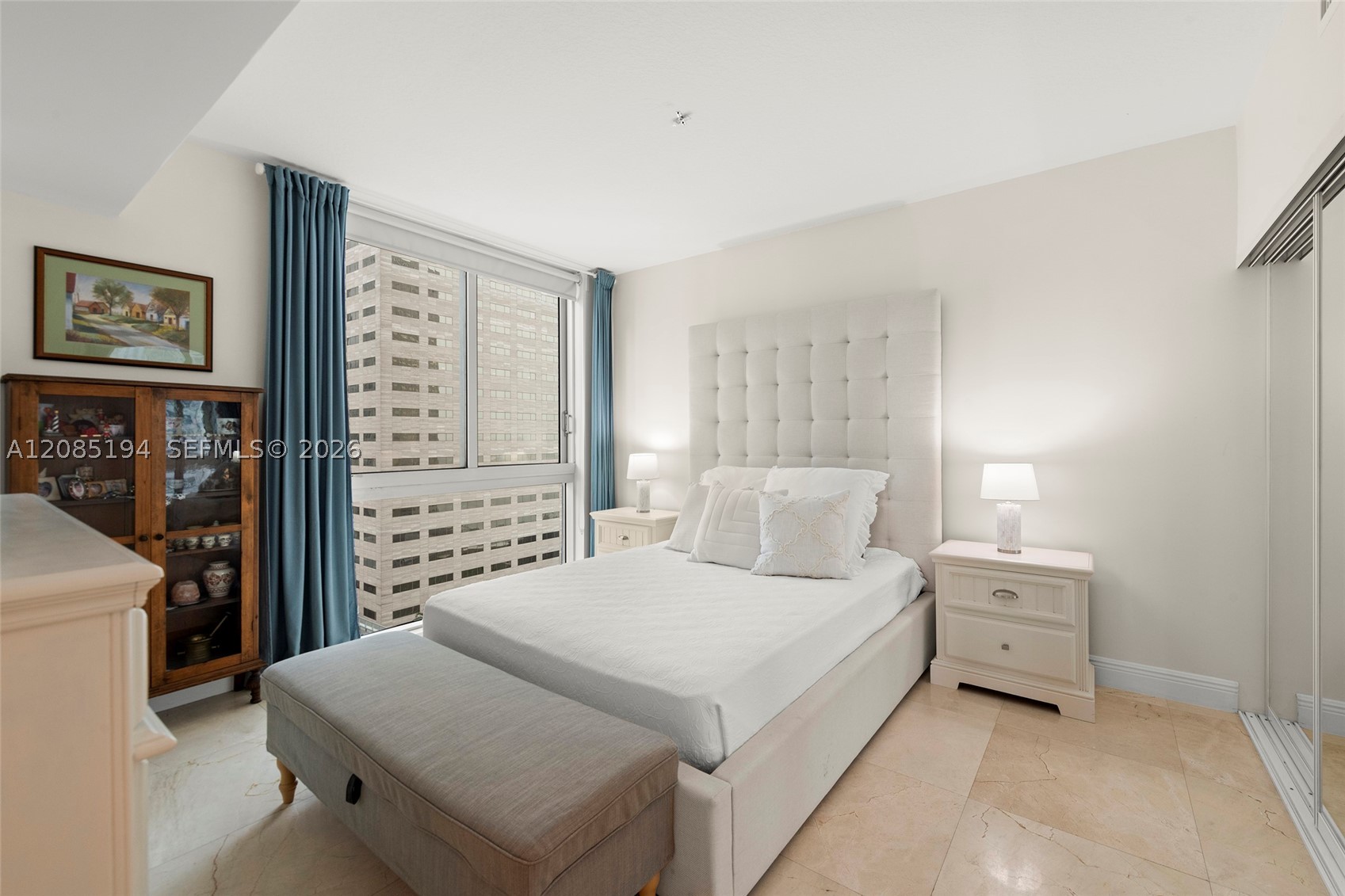 335 S Biscayne Blvd #1801, Miami FL 33131