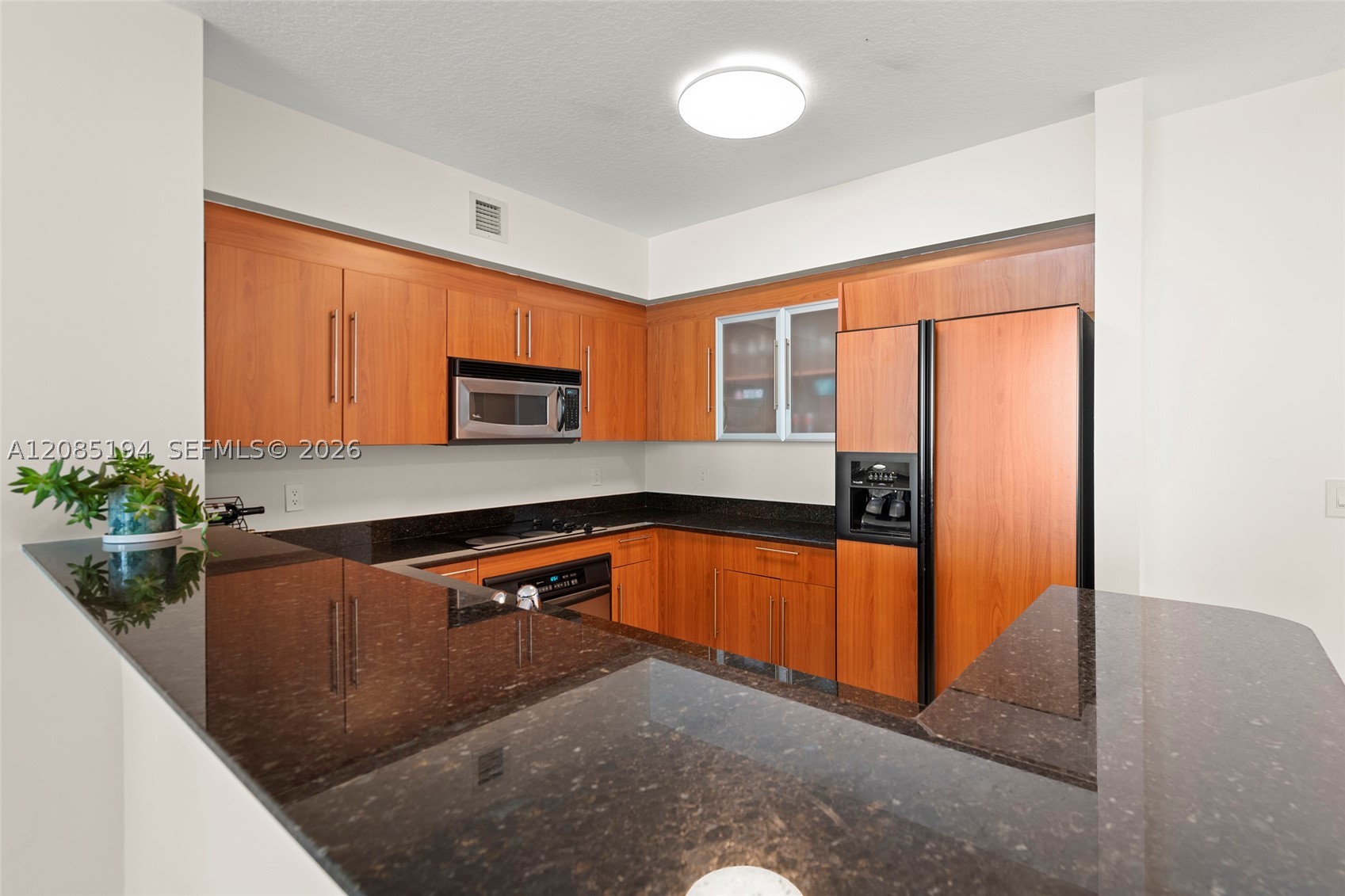 335 S Biscayne Blvd #1801, Miami FL 33131