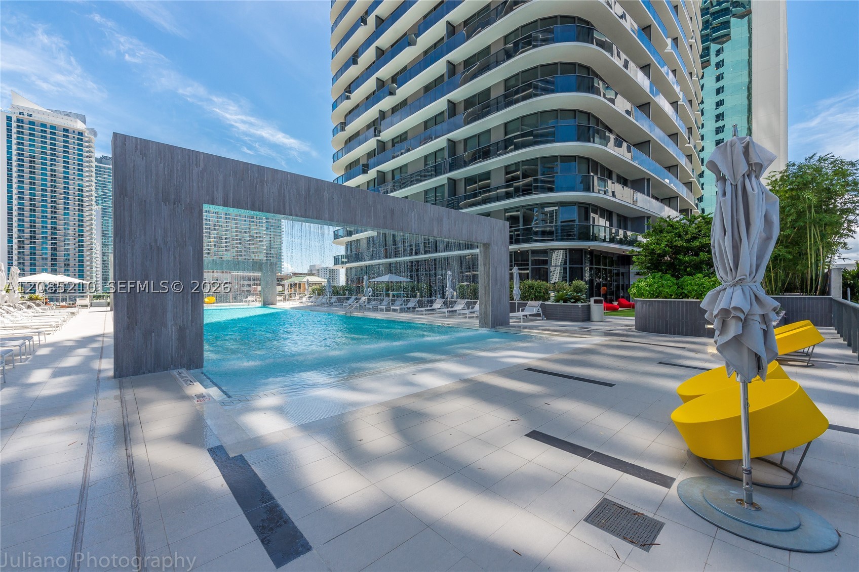 45 SW 9th St #1606, Miami FL 33130