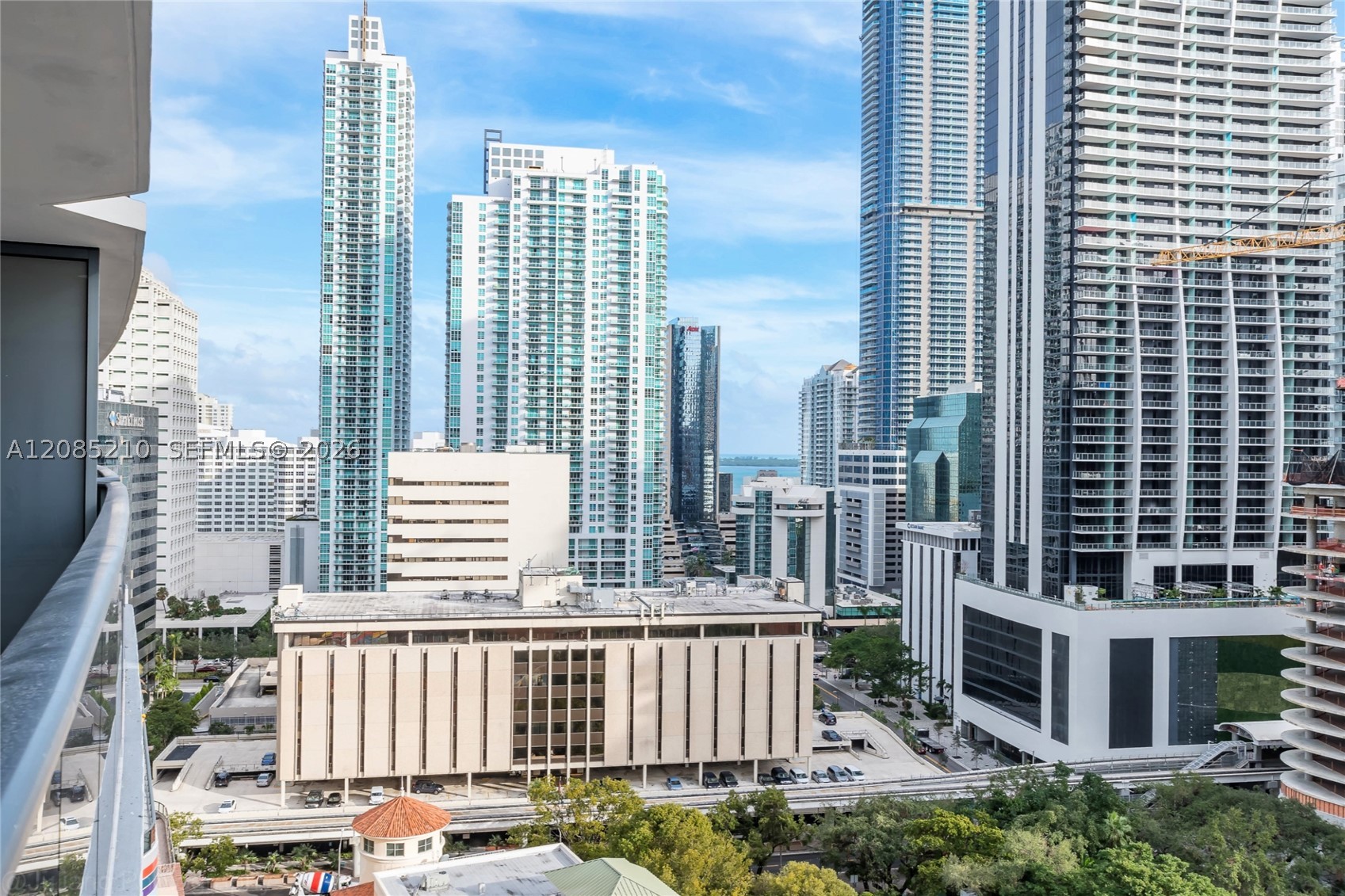 45 SW 9th St #1606, Miami FL 33130