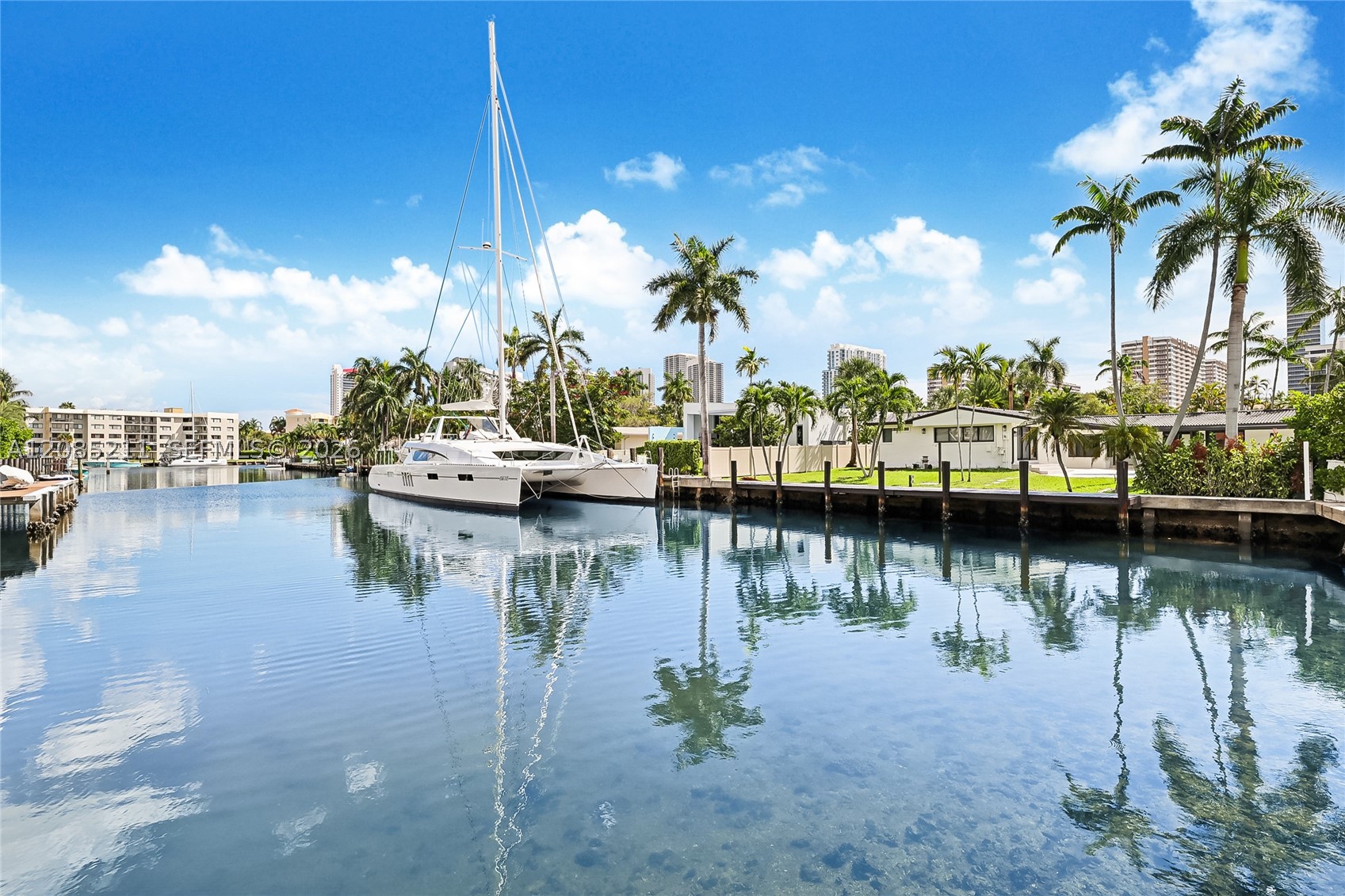 536 Hibiscus Dr #., Hallandale Beach FL 33009