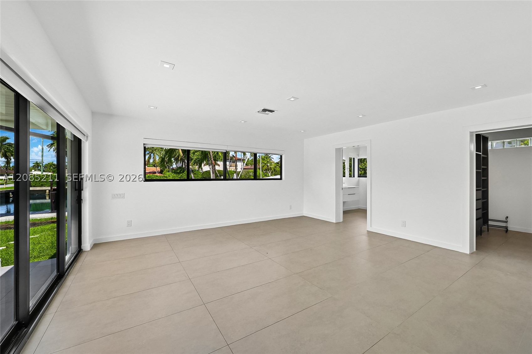 536 Hibiscus Dr #., Hallandale Beach FL 33009