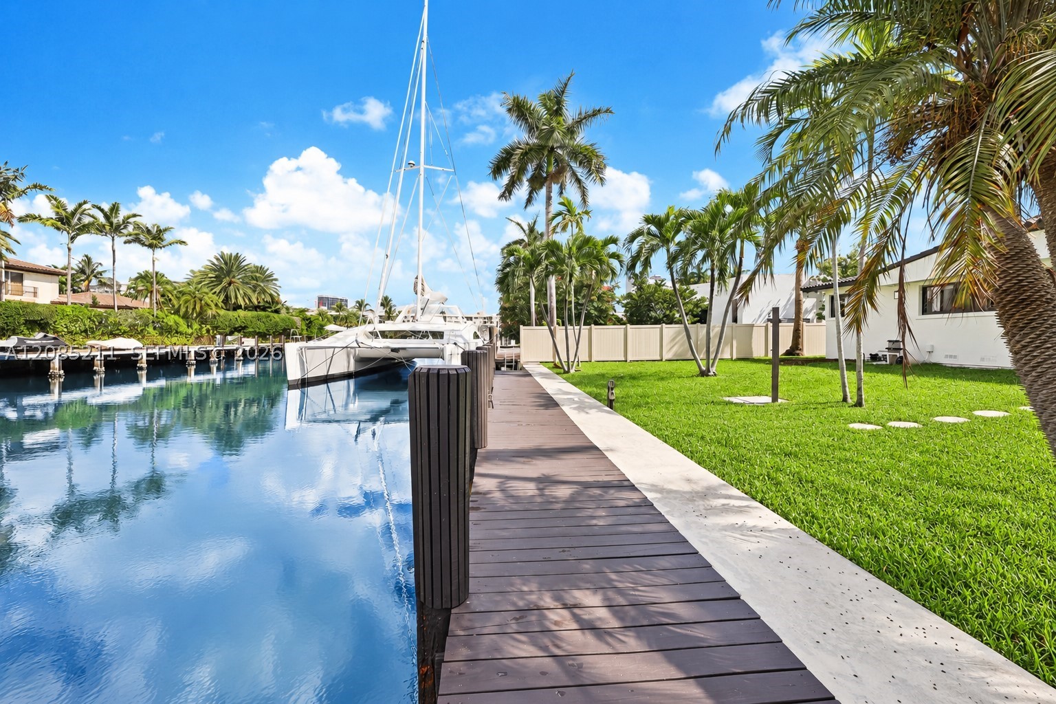 536 Hibiscus Dr #., Hallandale Beach FL 33009