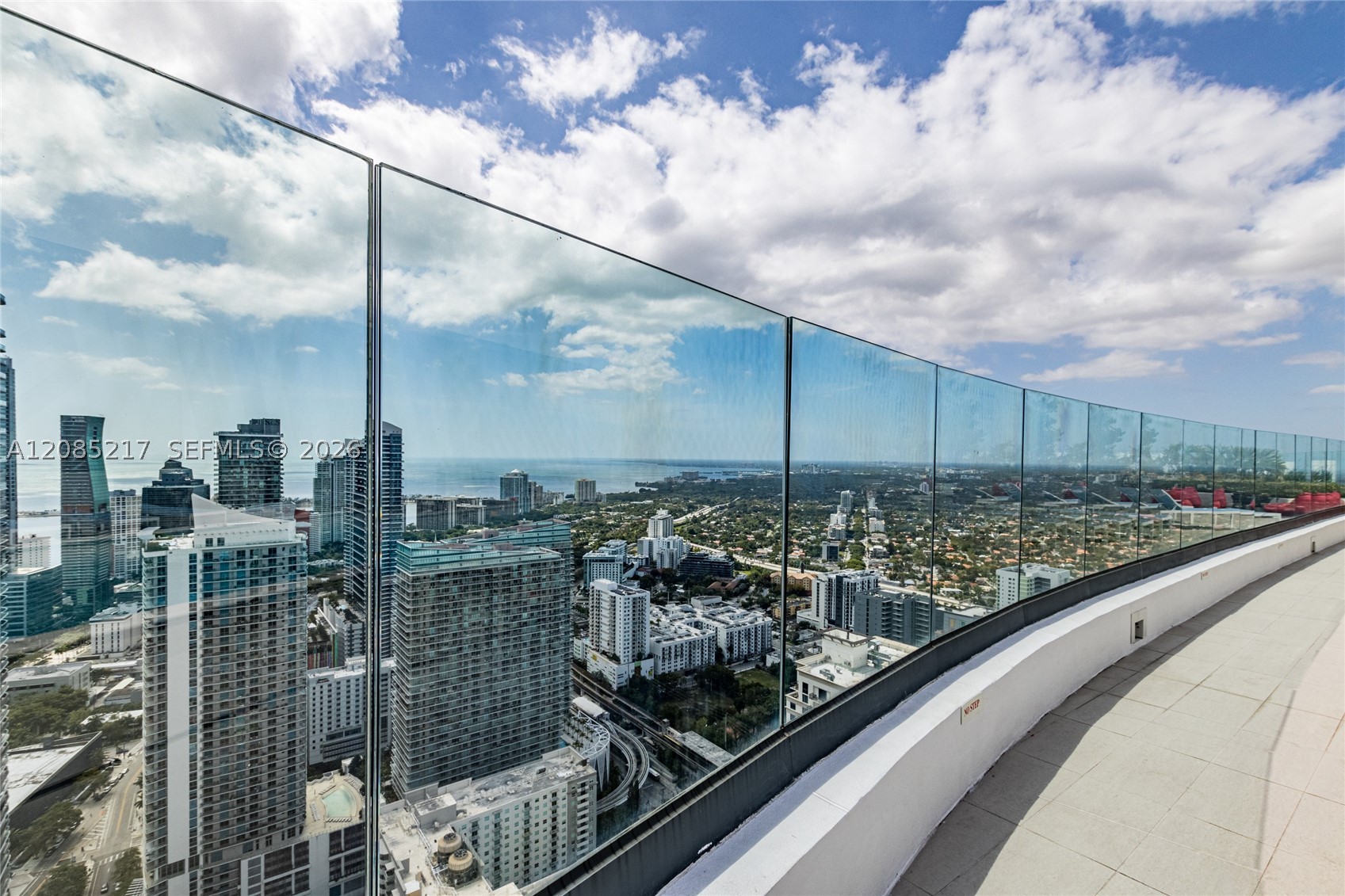 45 SW 9th St #3302, Miami FL 33130
