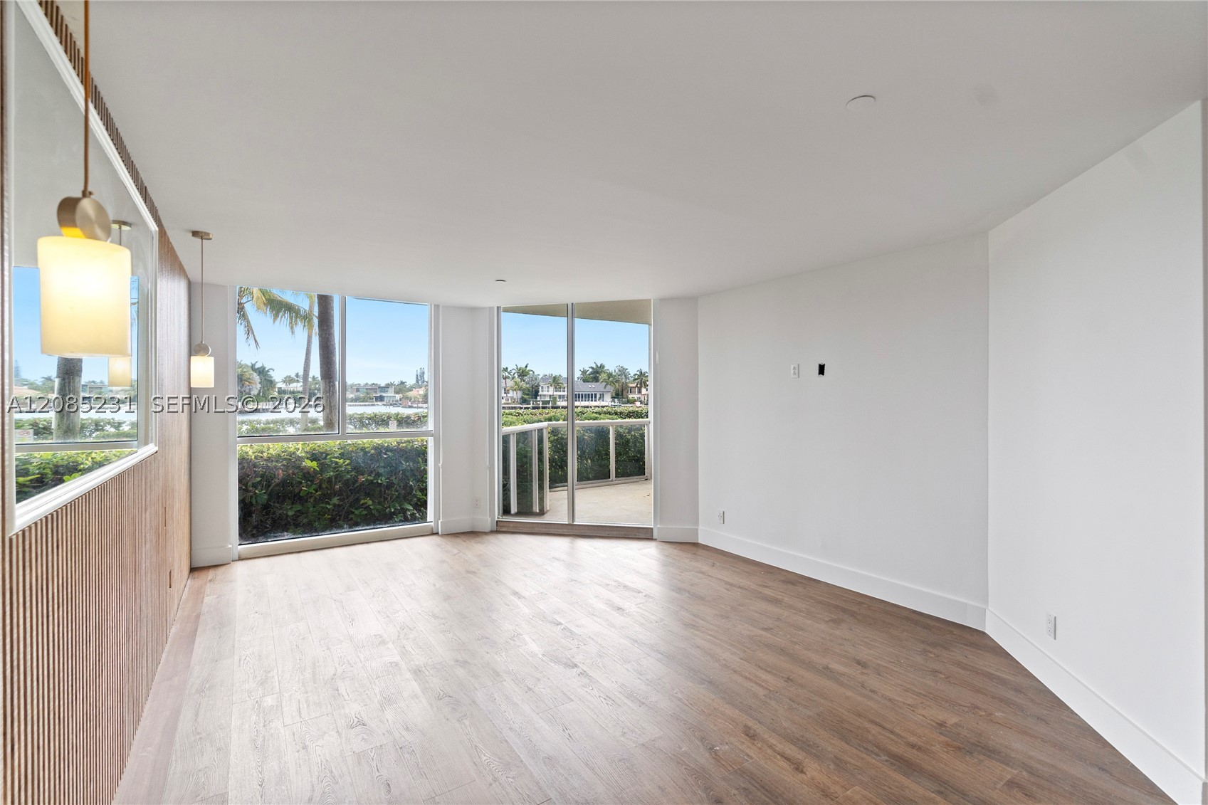 3801 NE 207th St #TH6, Aventura FL 33180