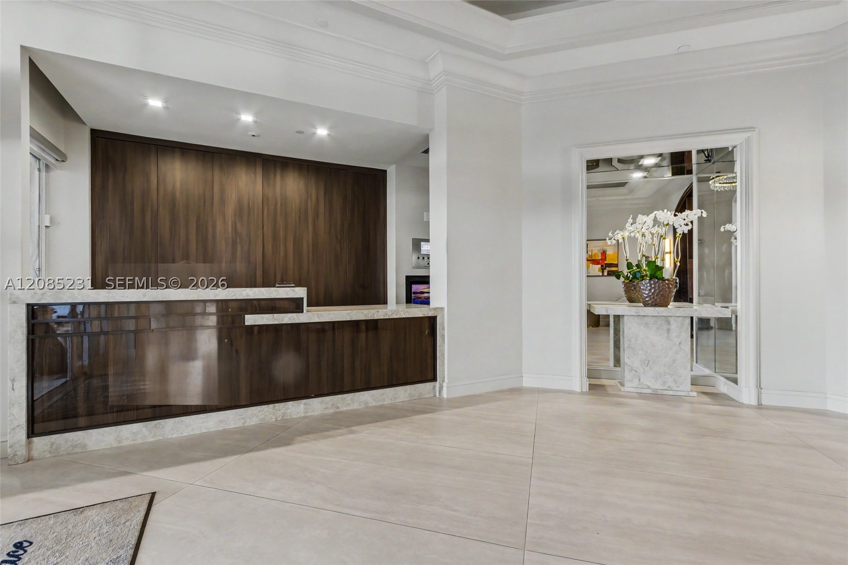 3801 NE 207th St #TH6, Aventura FL 33180