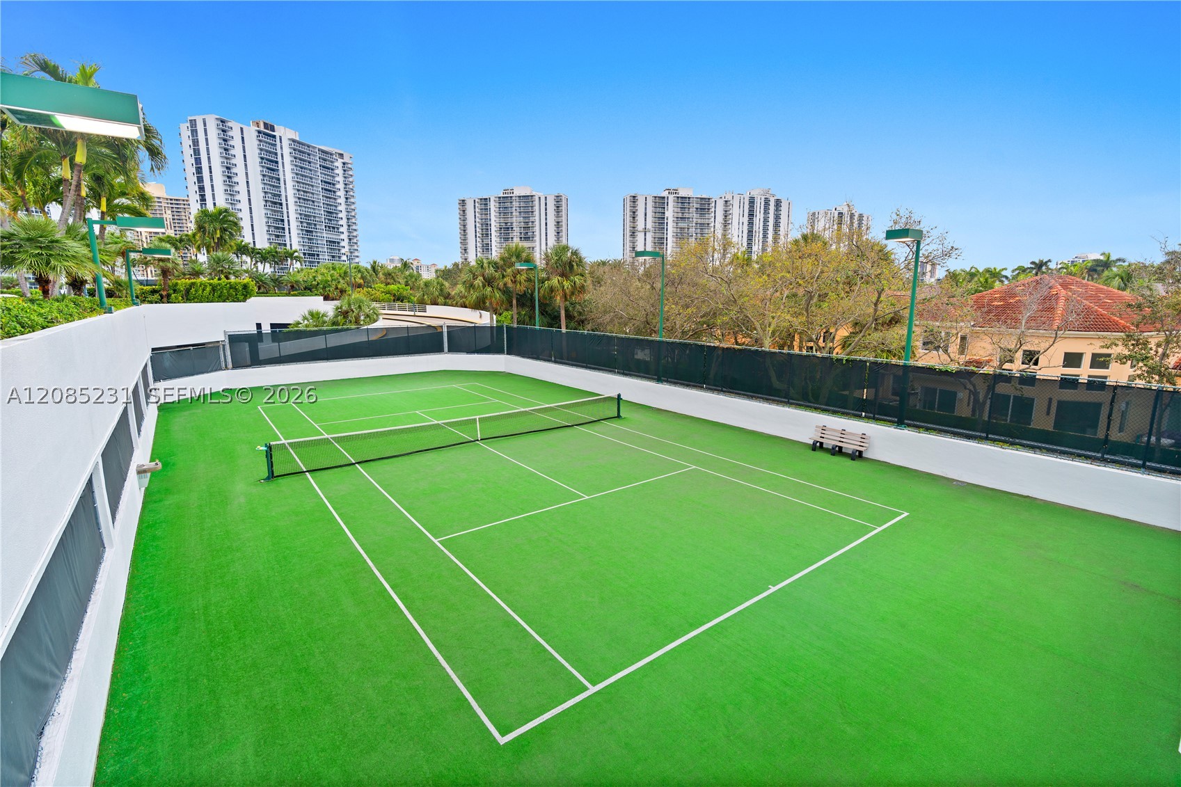 3801 NE 207th St #TH6, Aventura FL 33180