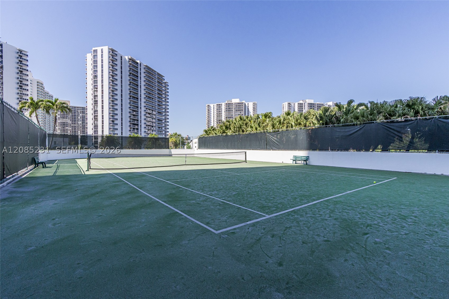 3801 NE 207th St #TH6, Aventura FL 33180