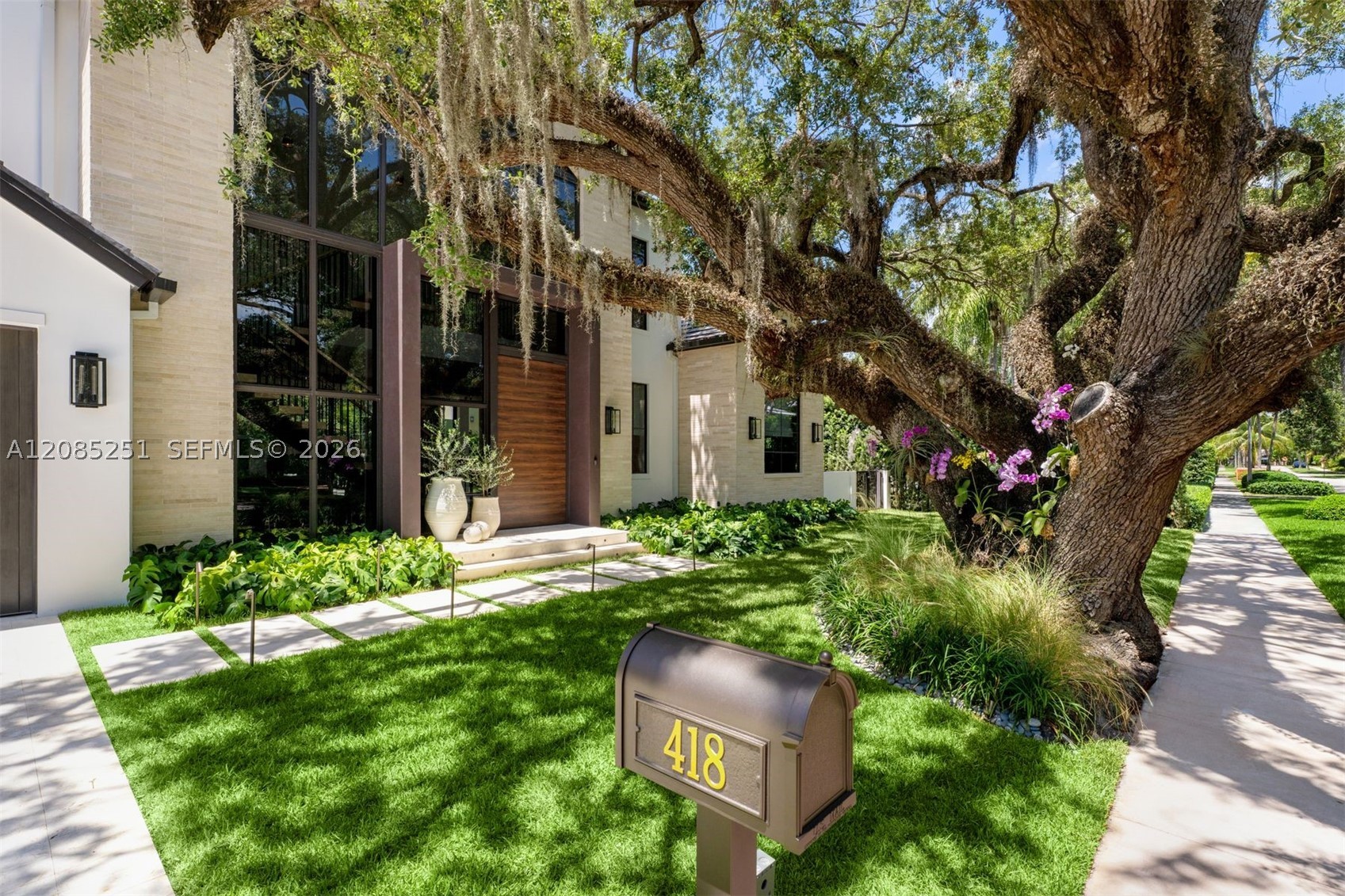 418 Castania Ave, Coral Gables FL 33146