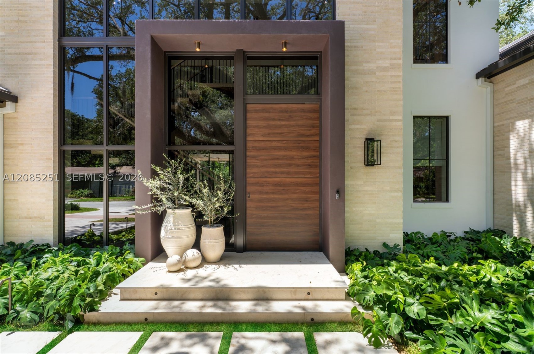 418 Castania Ave, Coral Gables FL 33146
