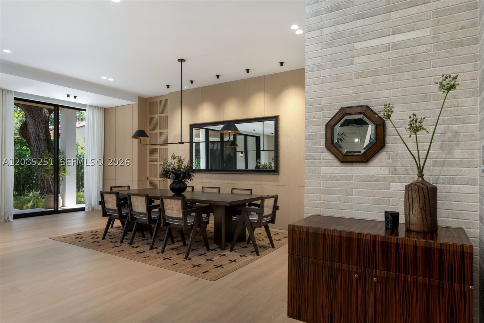 418 Castania Ave, Coral Gables FL 33146