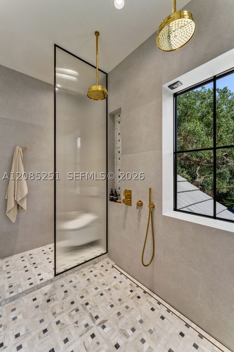 418 Castania Ave, Coral Gables FL 33146