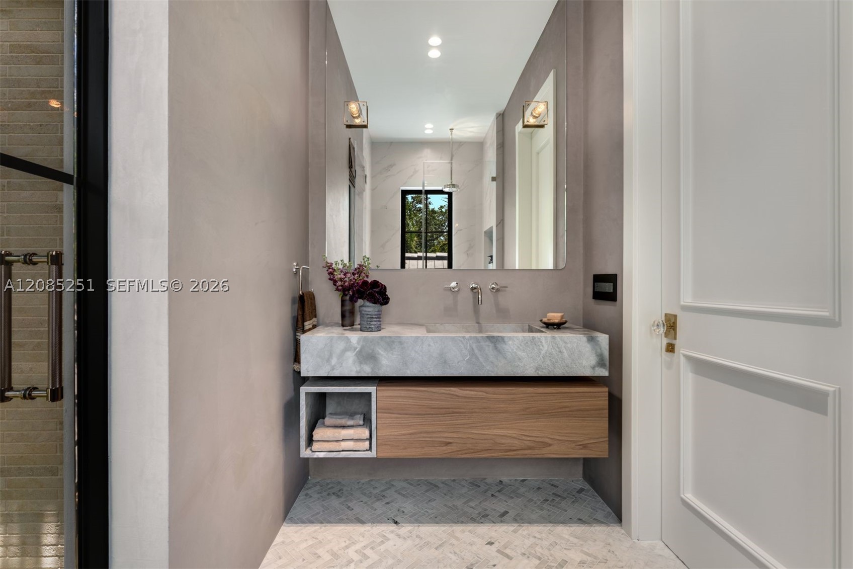 418 Castania Ave, Coral Gables FL 33146