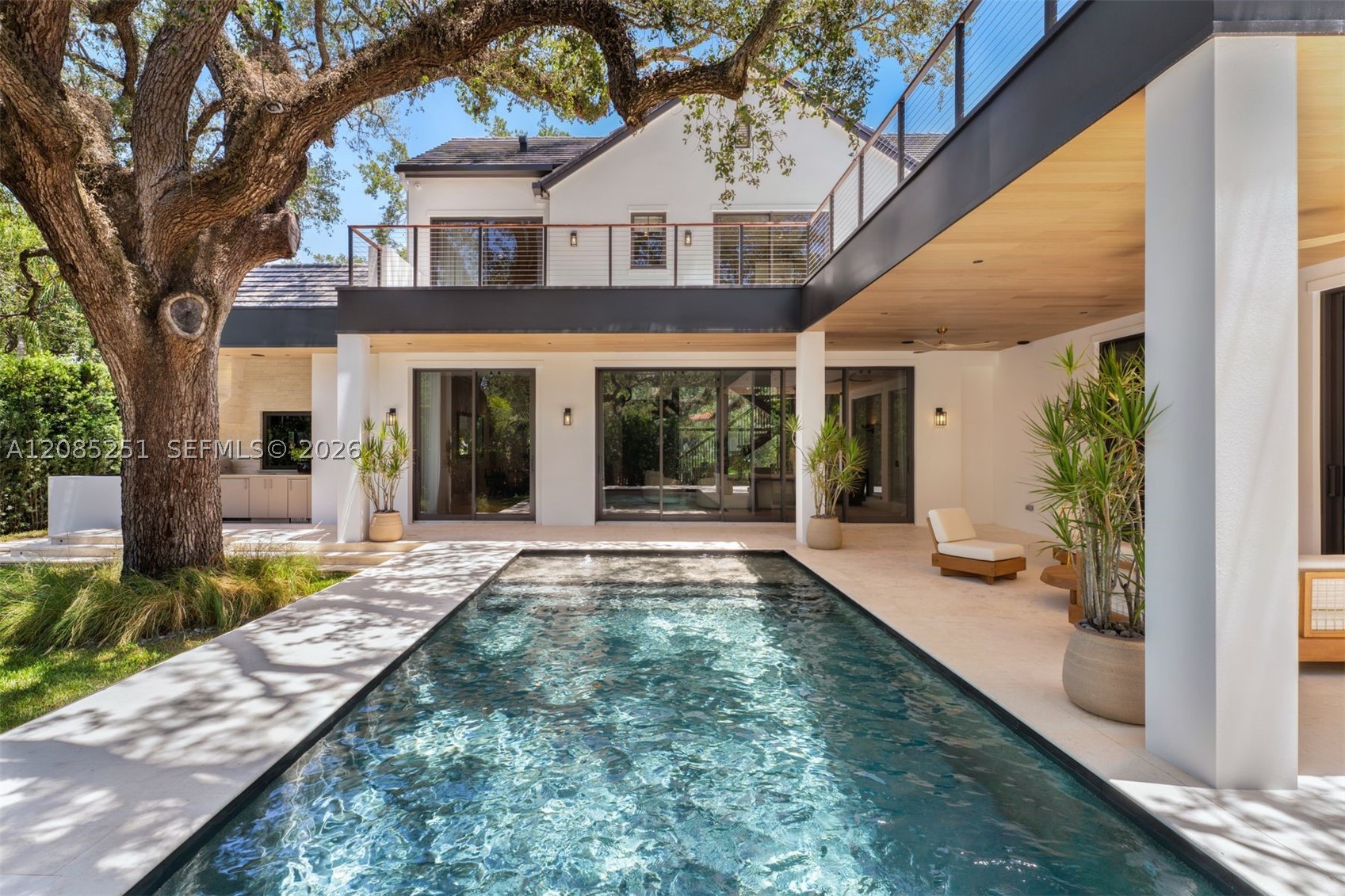 418 Castania Ave, Coral Gables FL 33146