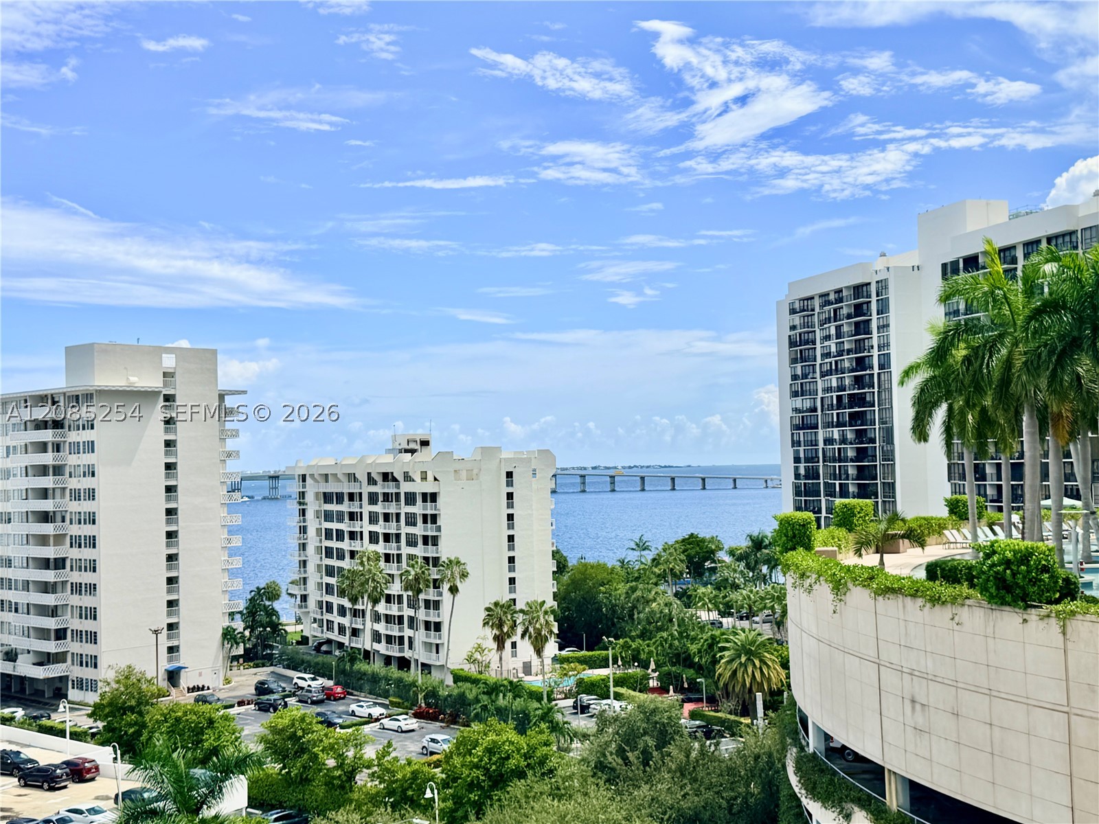 185 SE 14th Ter #904, Miami FL 33131