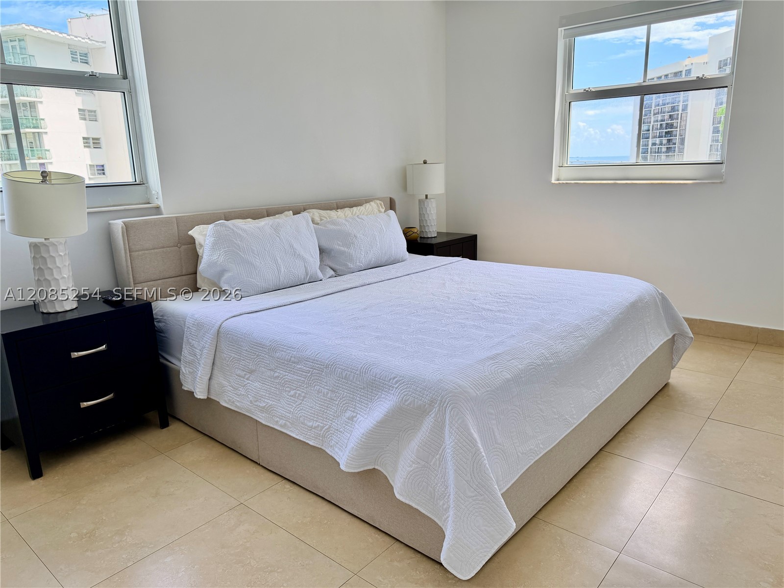 185 SE 14th Ter #904, Miami FL 33131